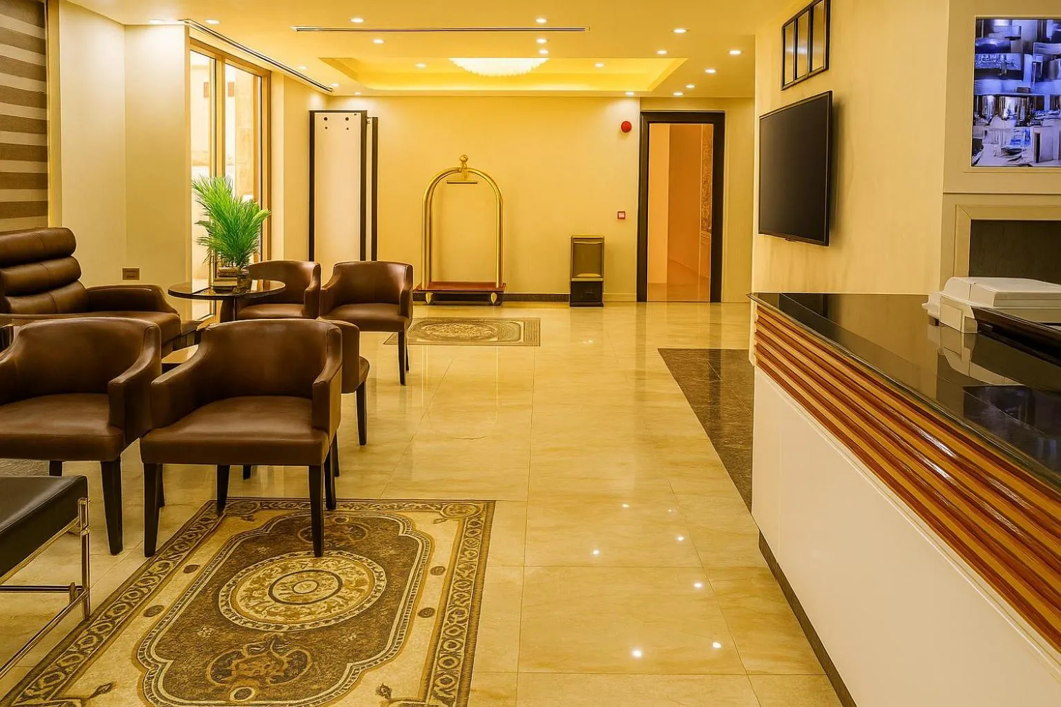 Lobby or reception in Aljamal Hotel