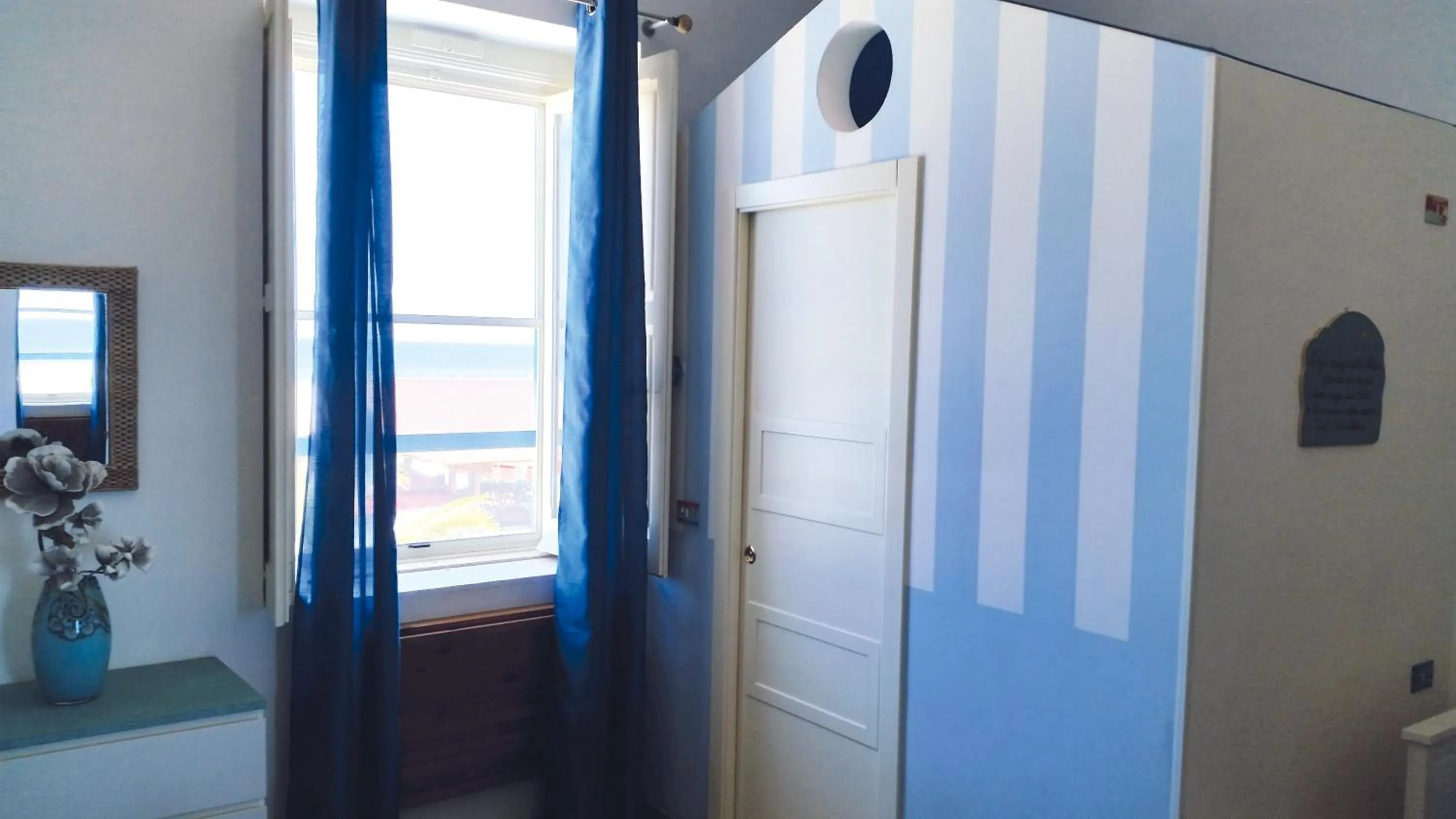 Shower in Margheritamare