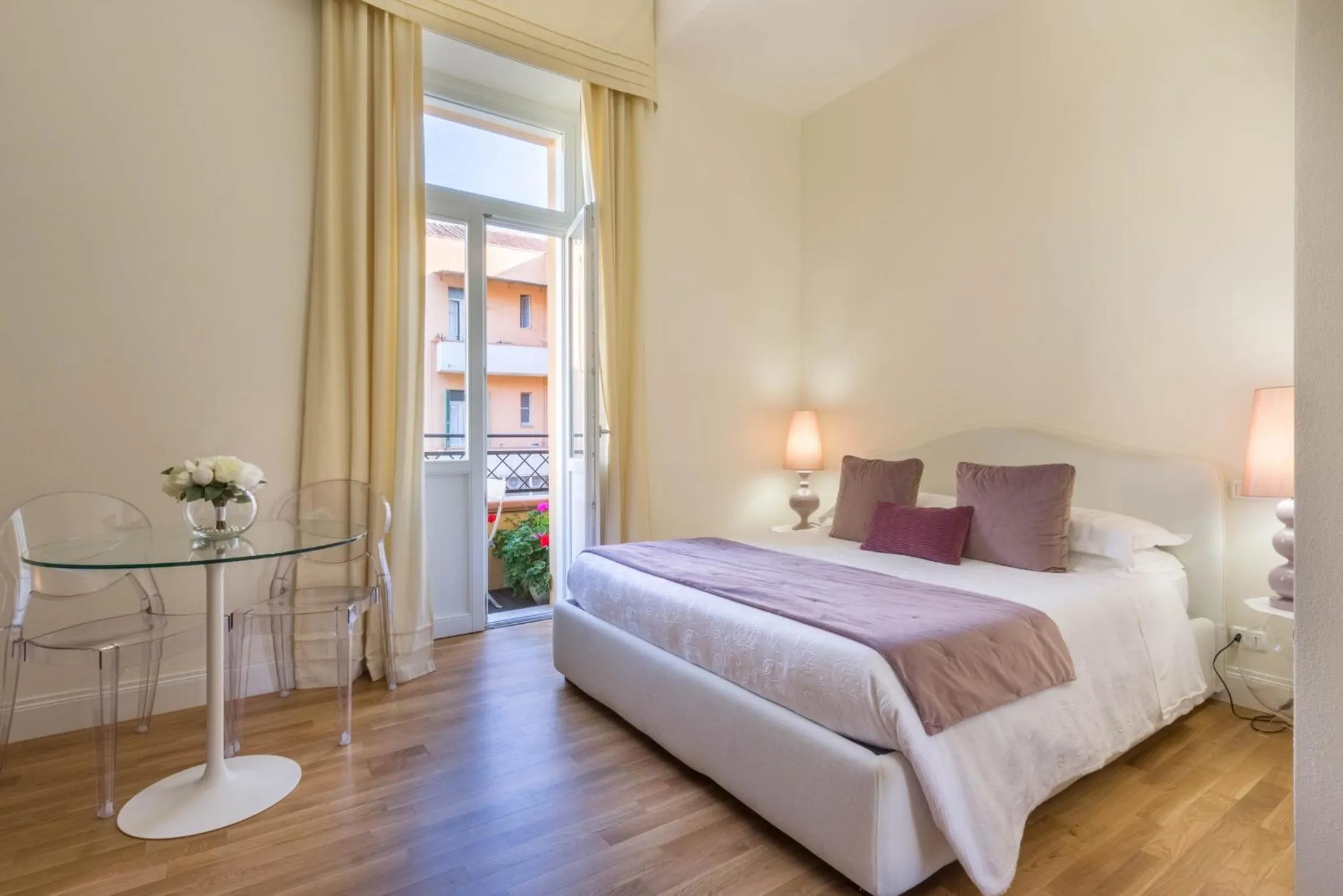 Photo of the whole room, Bed in BB22 Cagliari