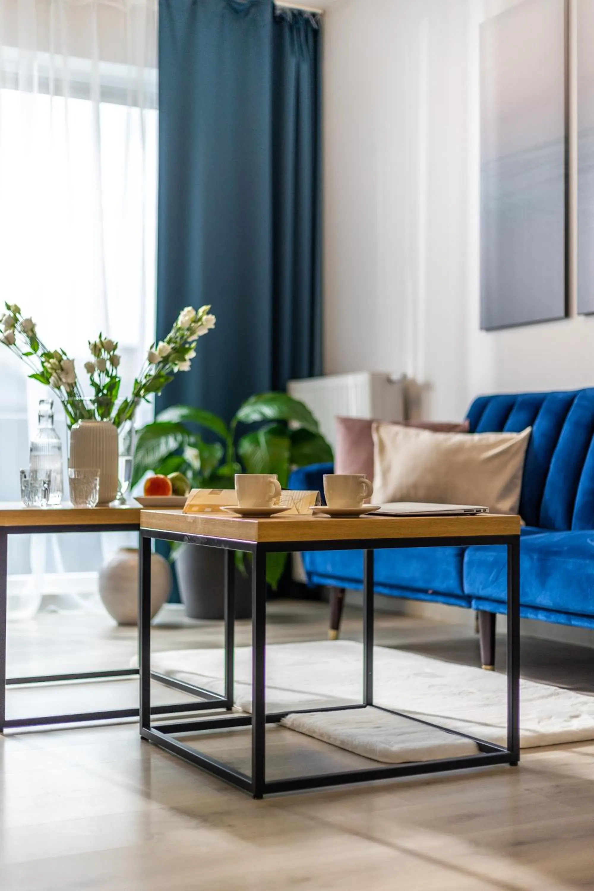 Living room in Apartment Dąbrowskiego by The Railway Station Wroclaw