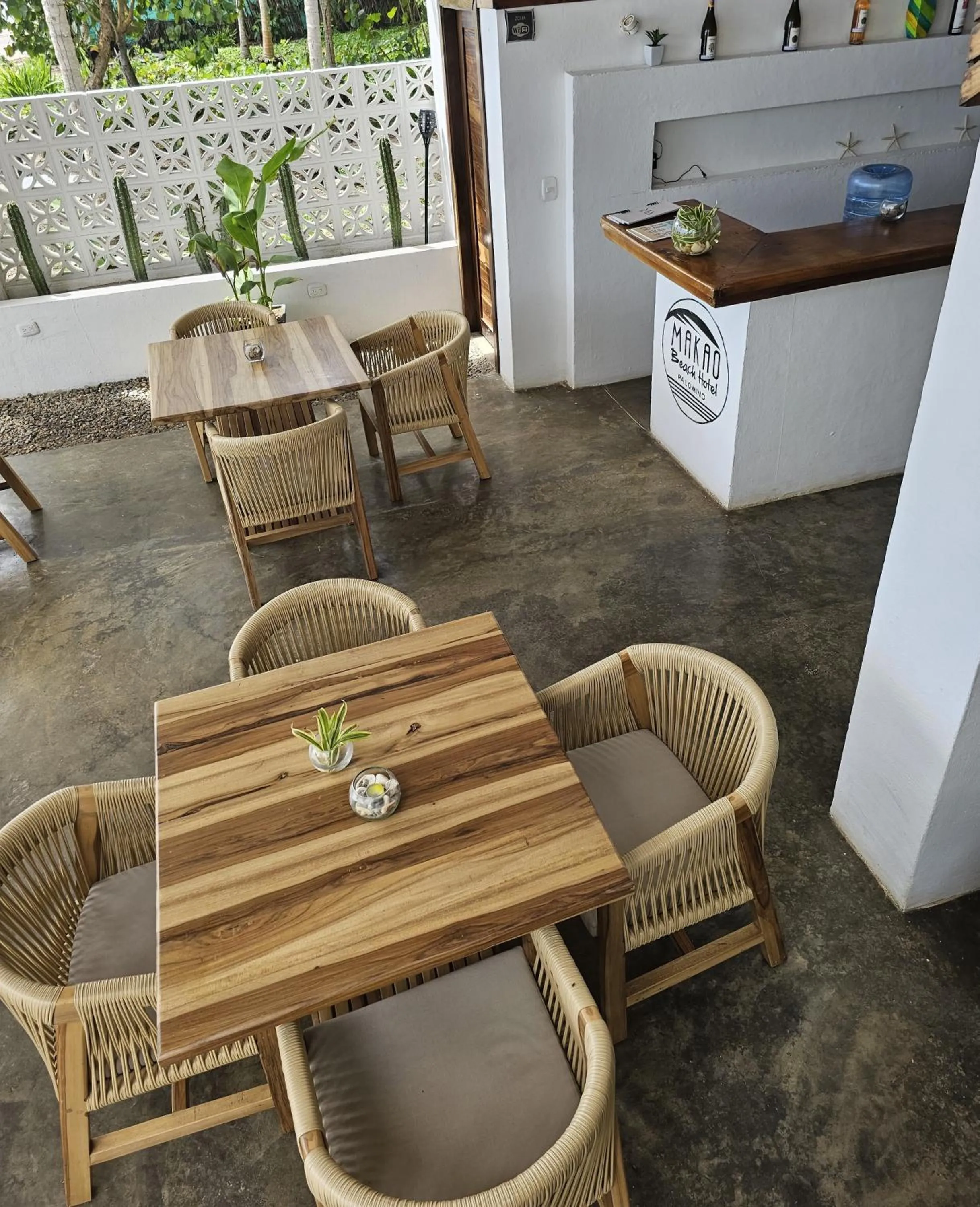 Living room in Makao Beach Hotel