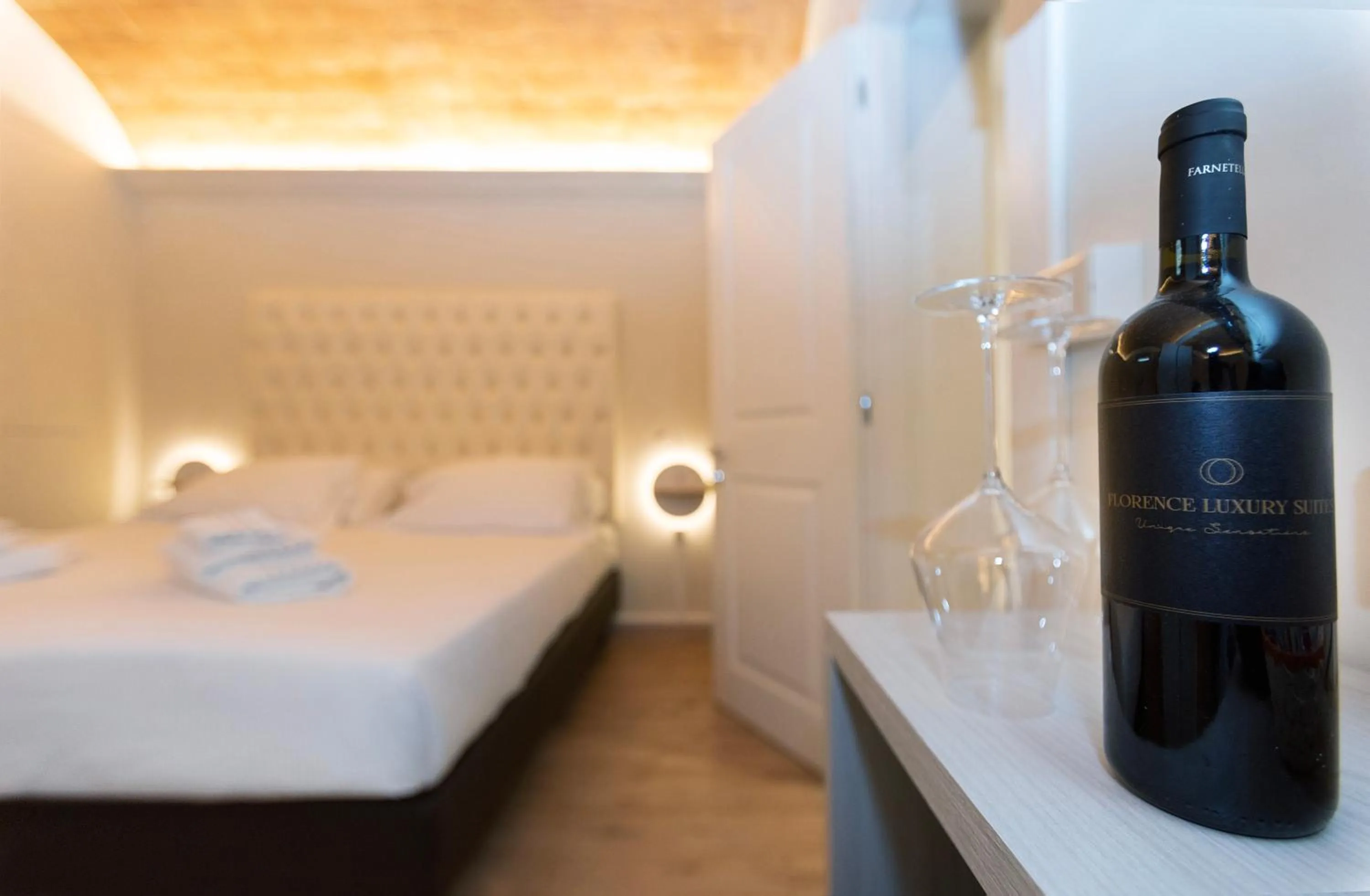 Drinks, Bed in Florence Luxury Guest House