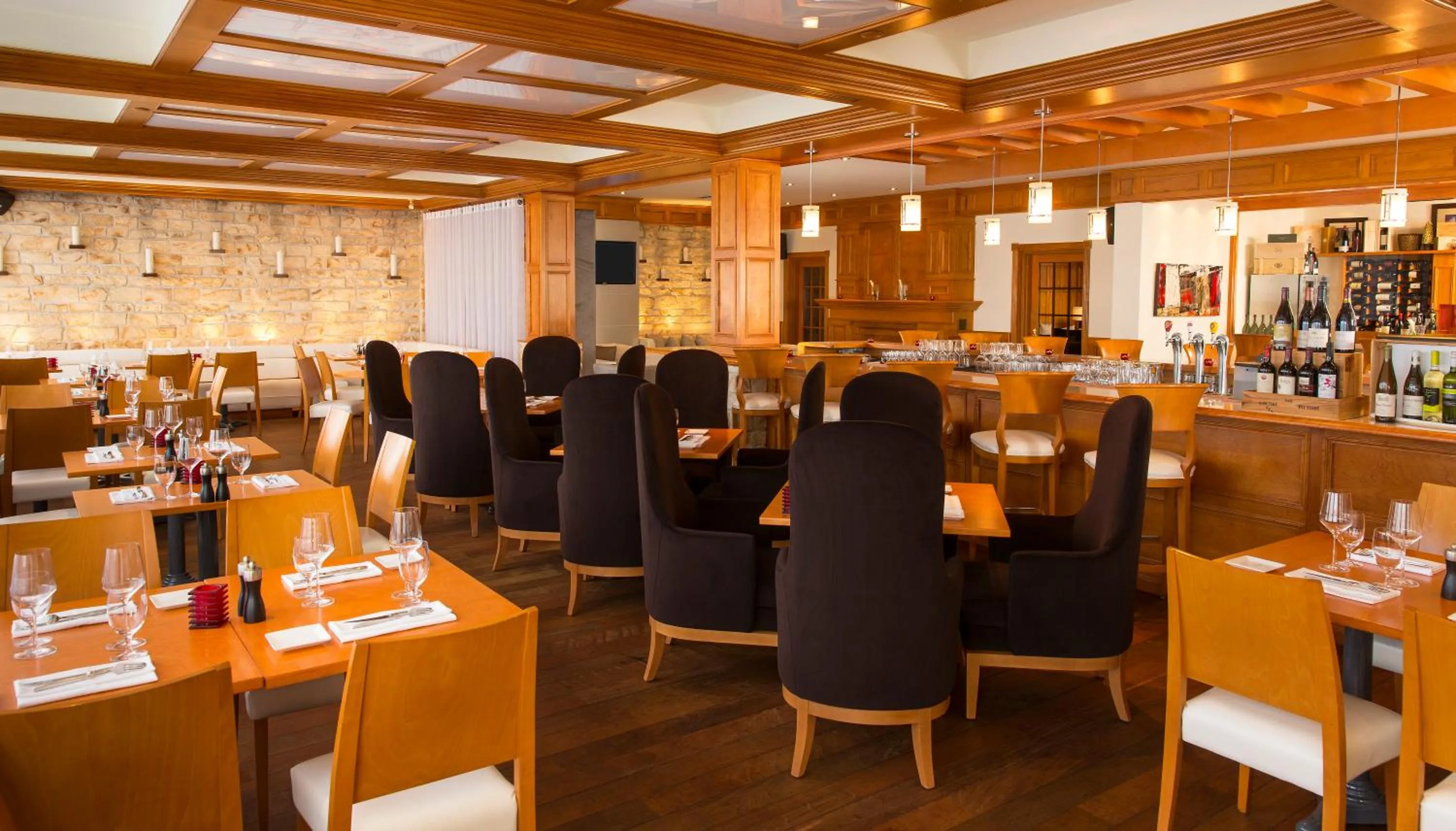 Restaurant/places to eat in Hôtel Le Bonne Entente