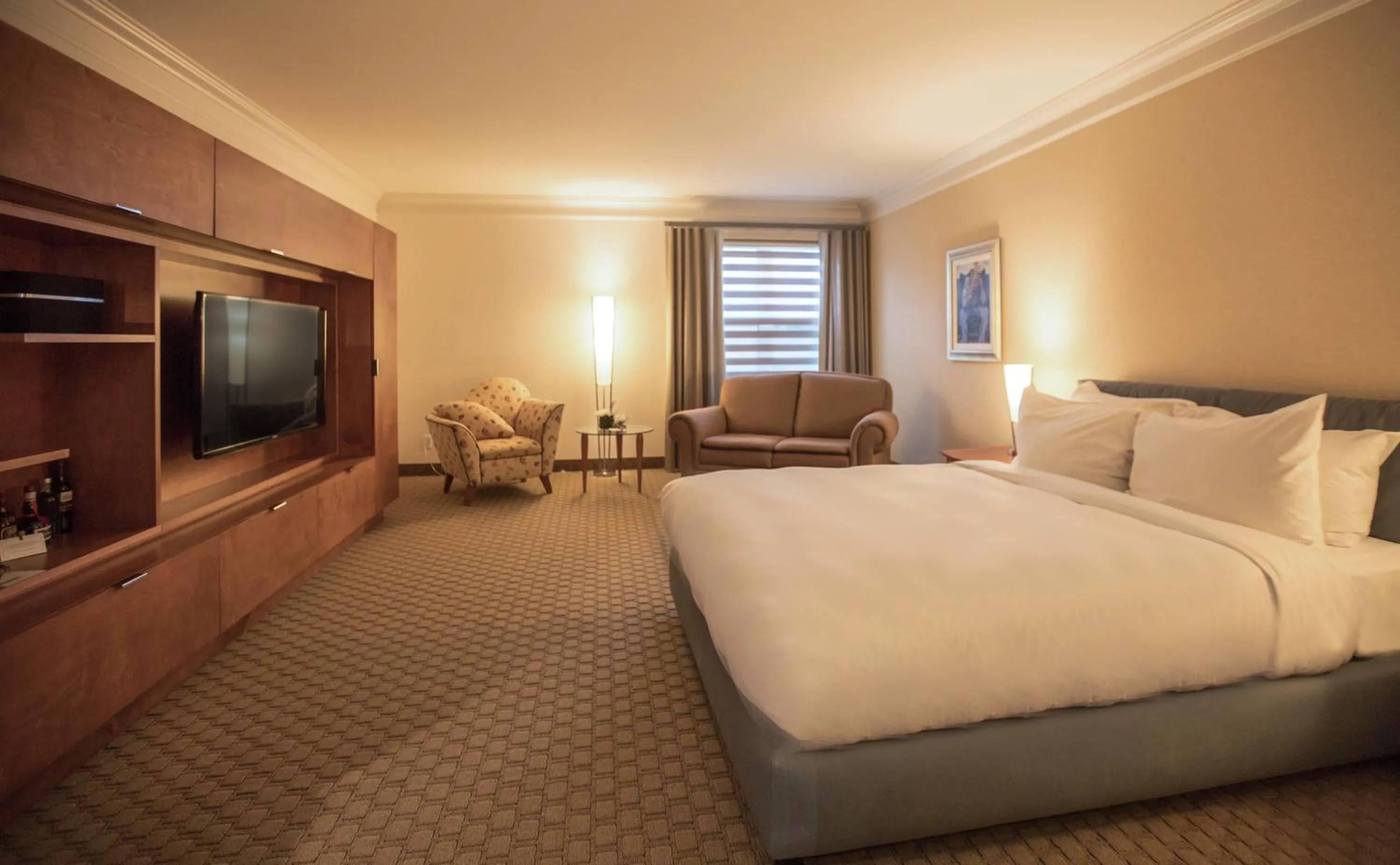 TV and multimedia, Bed in Hôtel Le Bonne Entente