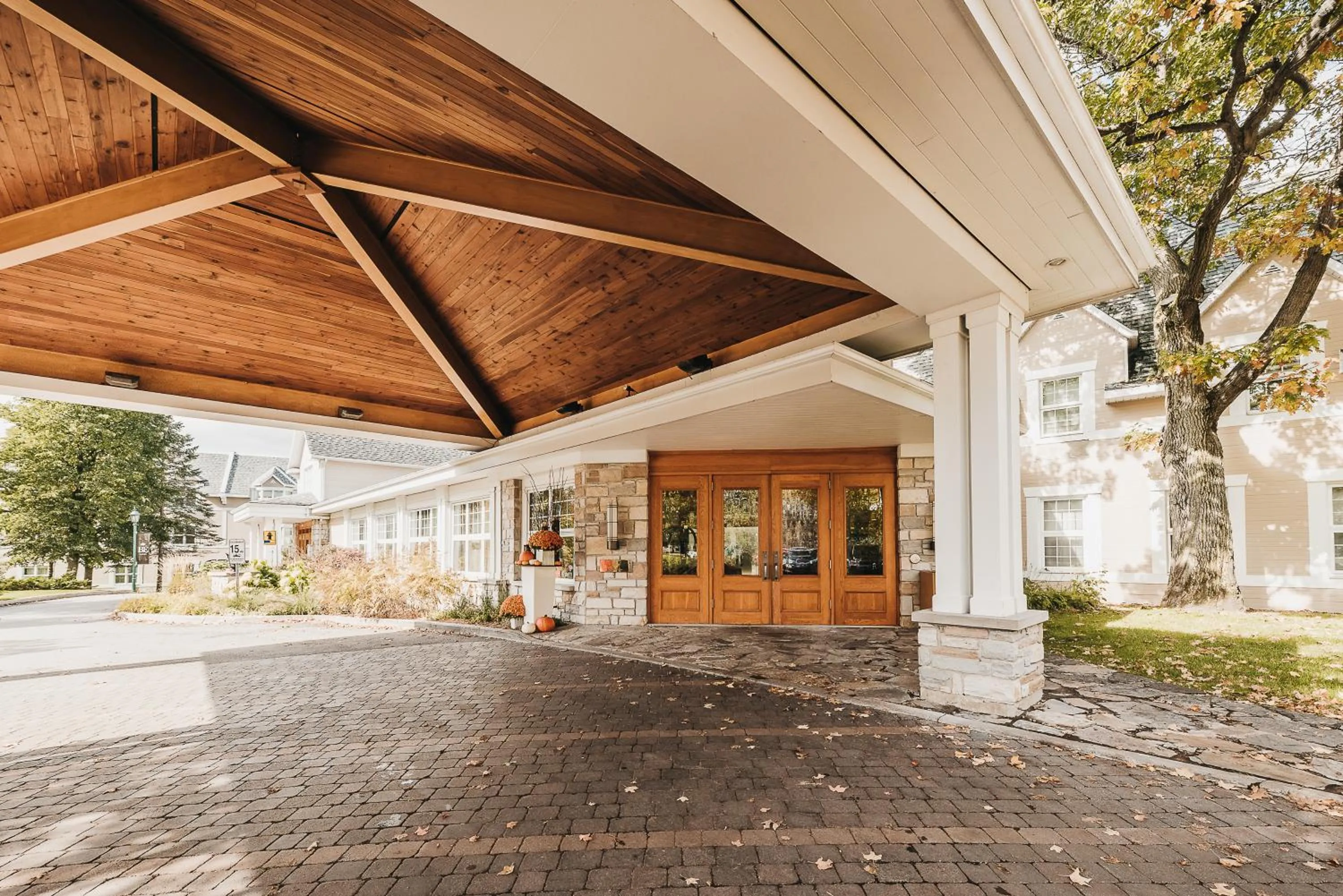 Facade/entrance in Hôtel Le Bonne Entente