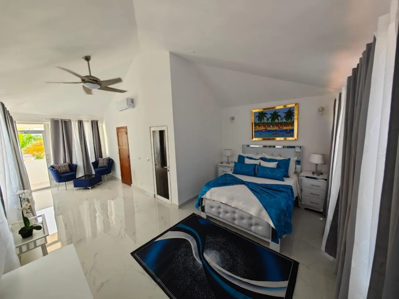 Bed in Residencial Las Estrellas