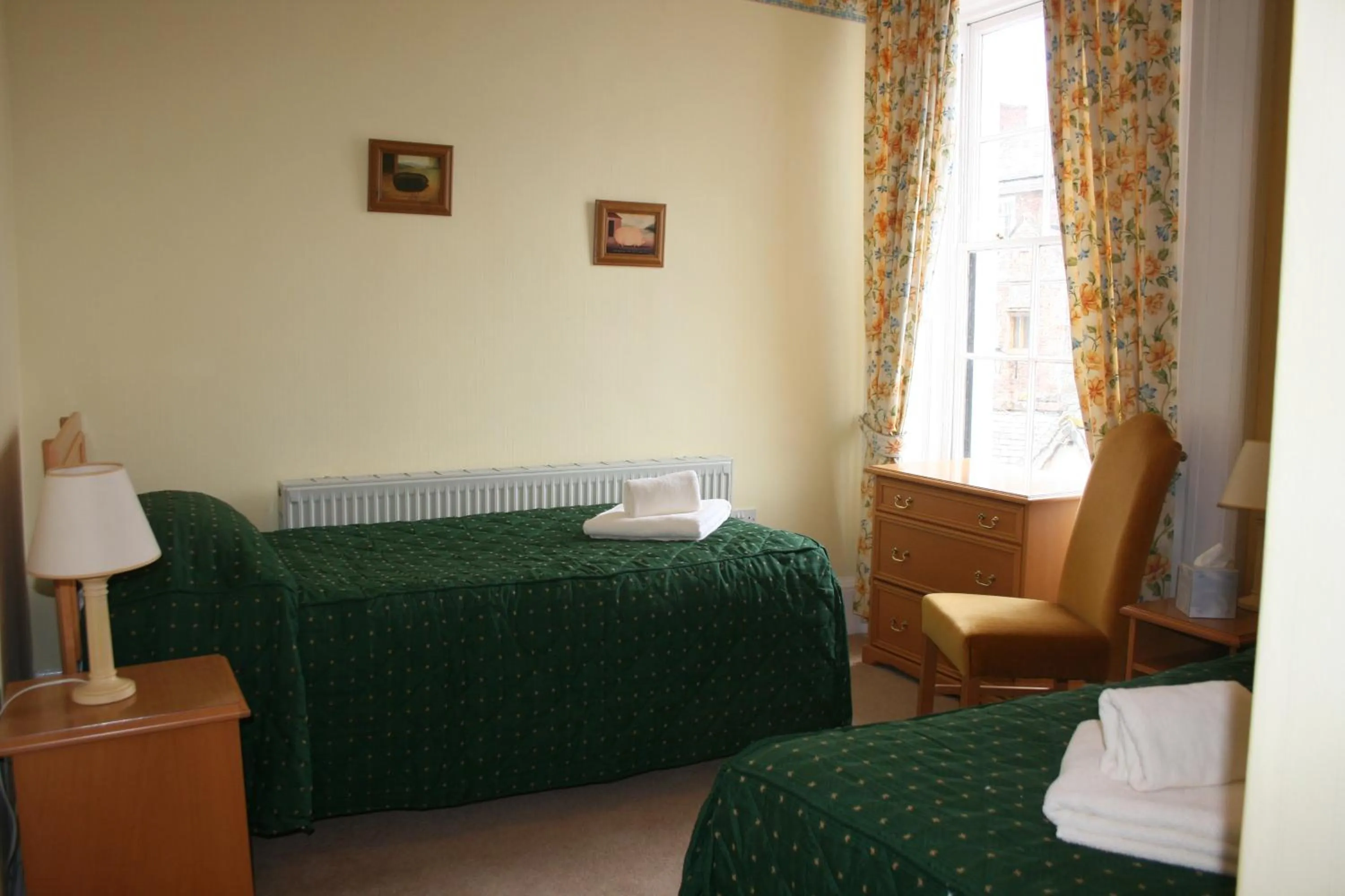 Bed in Yarn Market Hotel