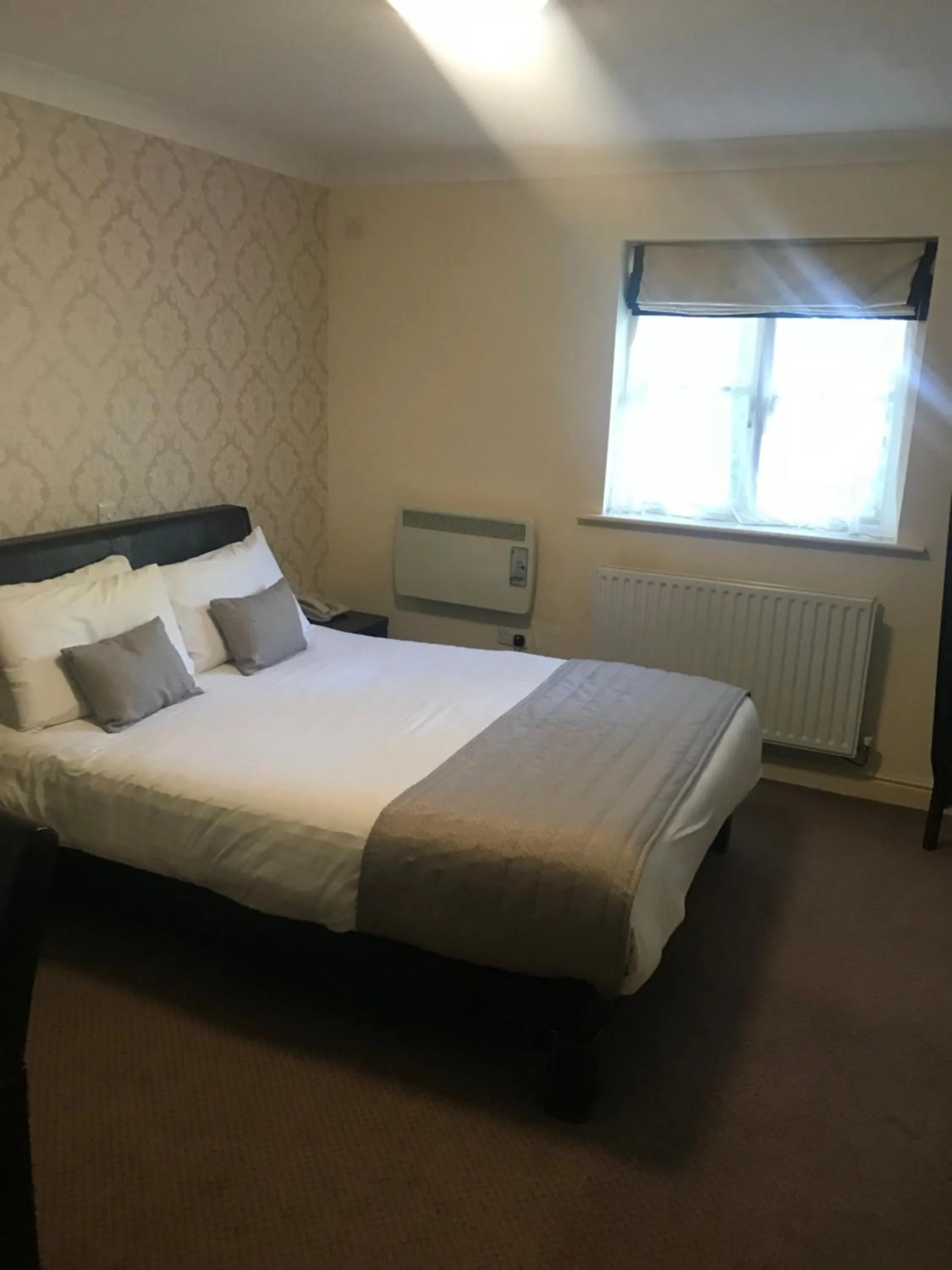 Bedroom, Bed in Normanton Park Hotel, Sure Hotel Collection by Best Western