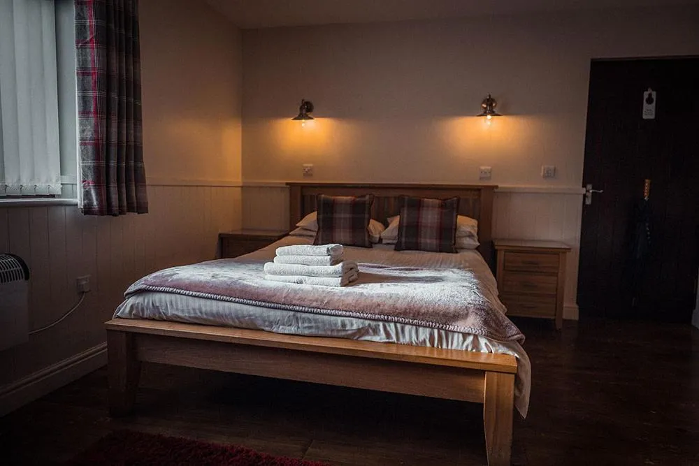 Bedroom, Bed in The Black Horse Inn