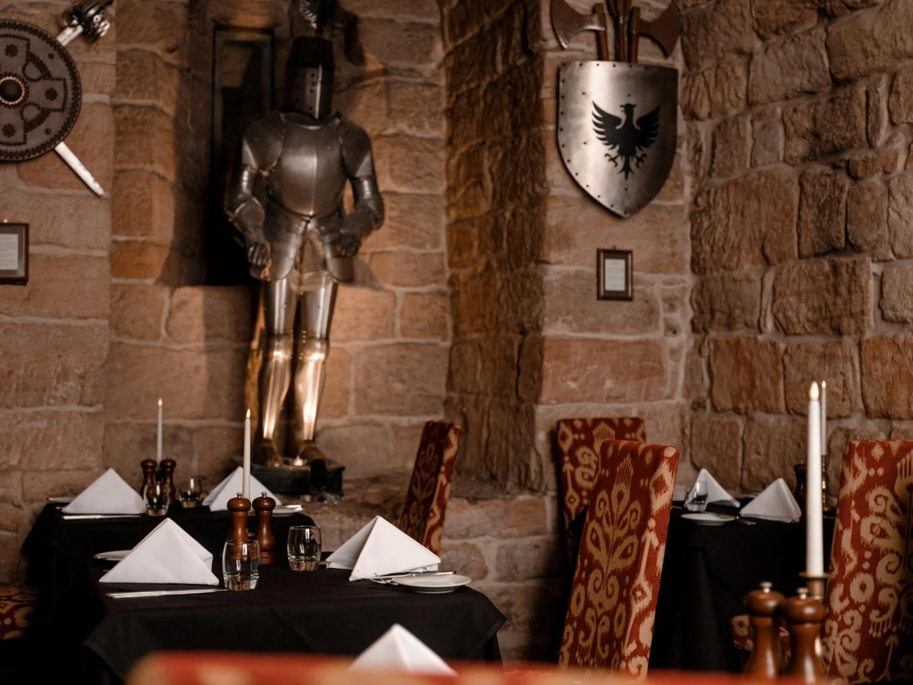 Restaurant/places to eat in Dalhousie Castle Hotel