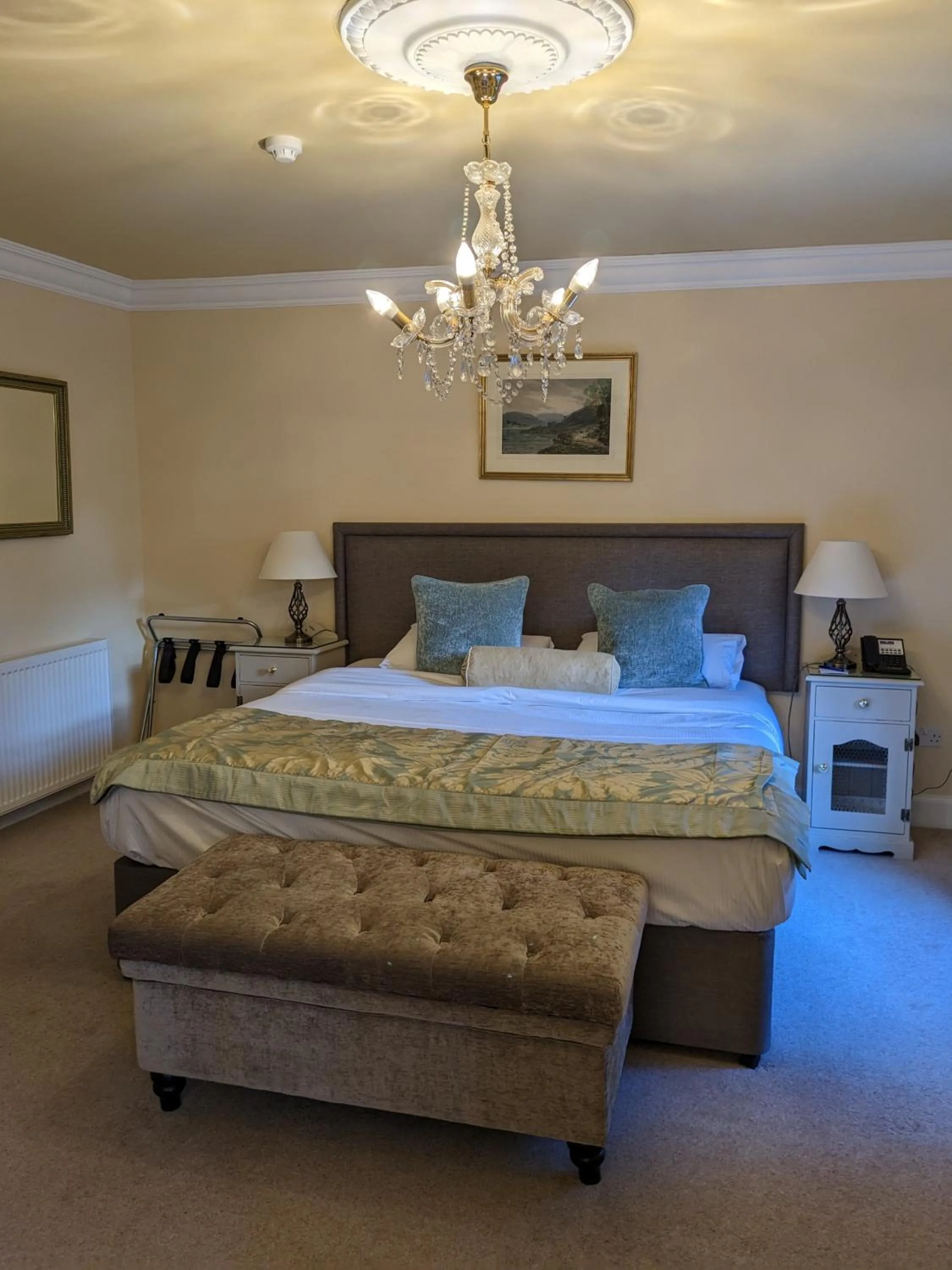 Bedroom, Bed in Dalhousie Castle Hotel