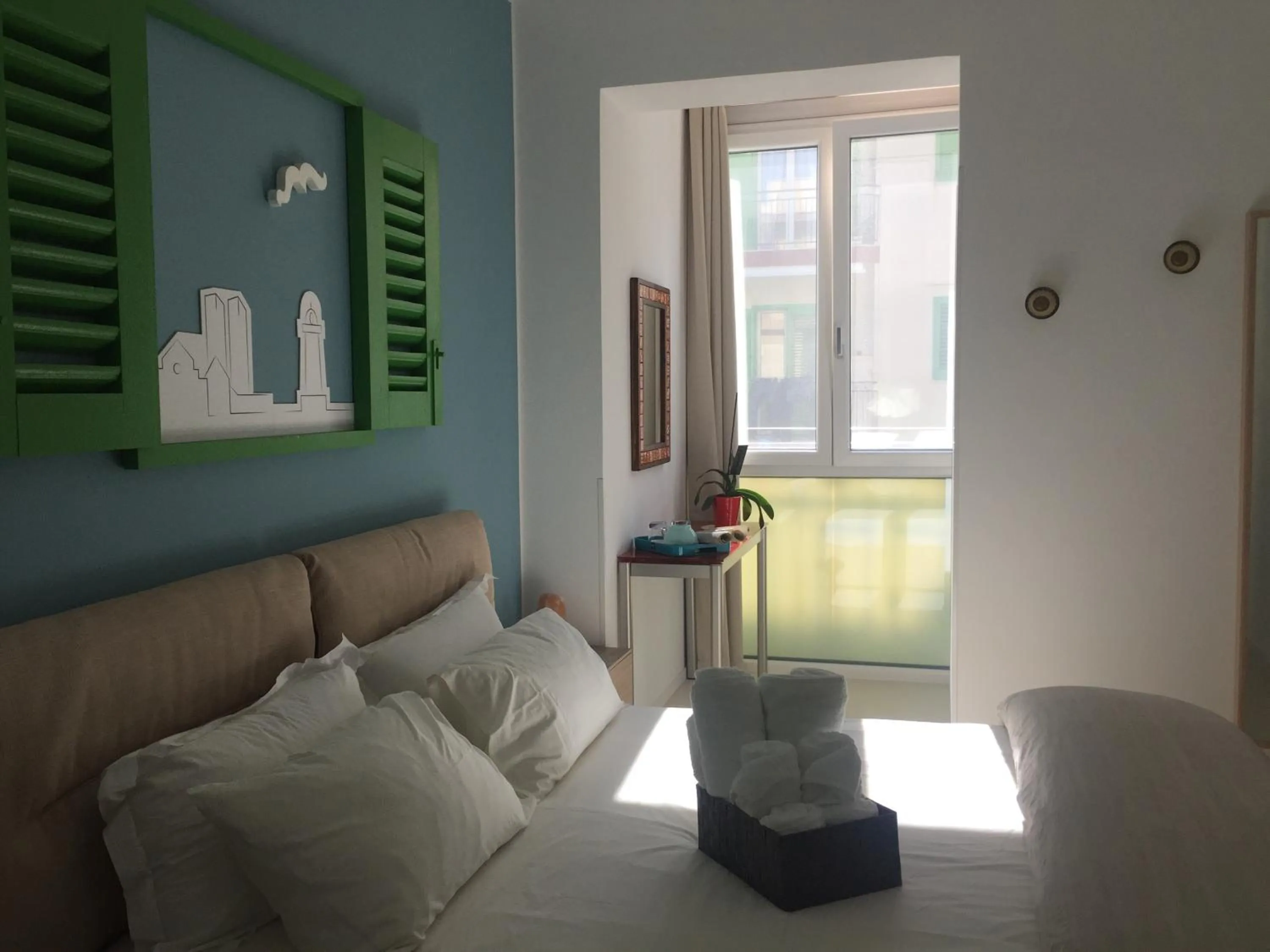 Photo of the whole room, Bed in B&B Mare¿eafront Molfetta