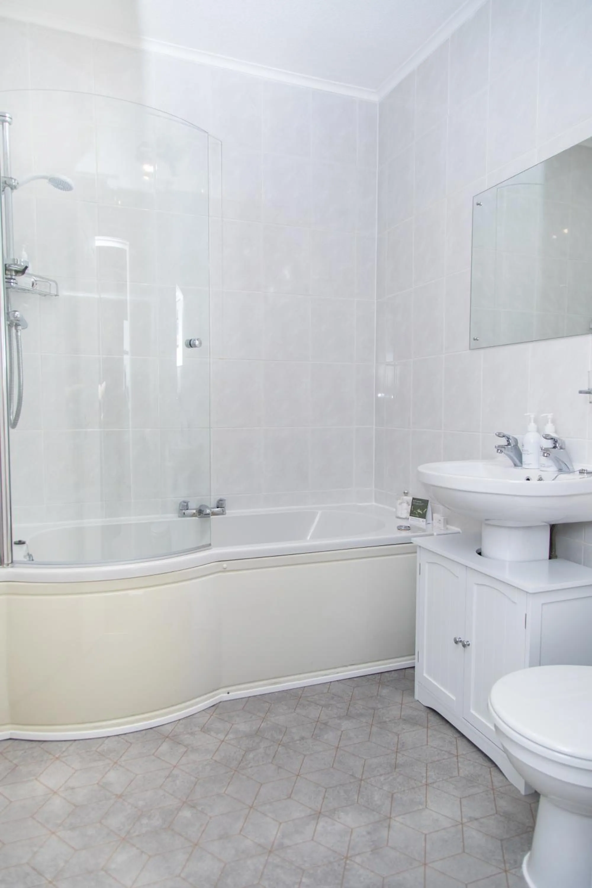Shower in Beaumont Guest House Windermere - Adult Only - Free Car Park & Off Site access to the local Health Centre
