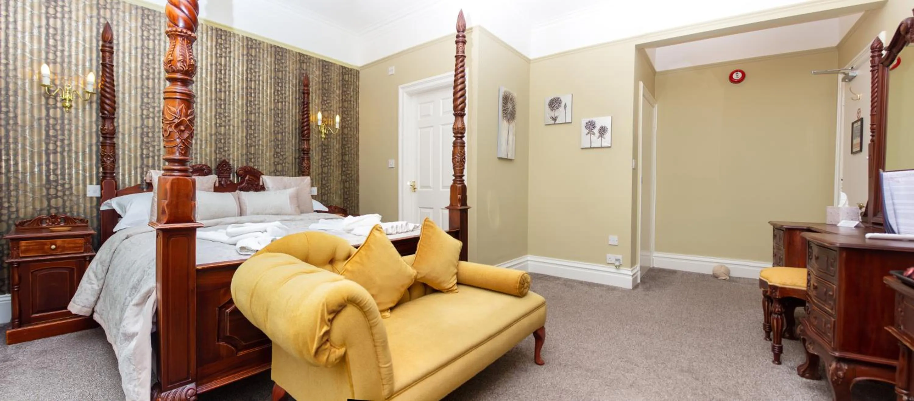 Bed in Beaumont Guest House Windermere - Adult Only - Free Car Park & Off Site access to the local Health Centre