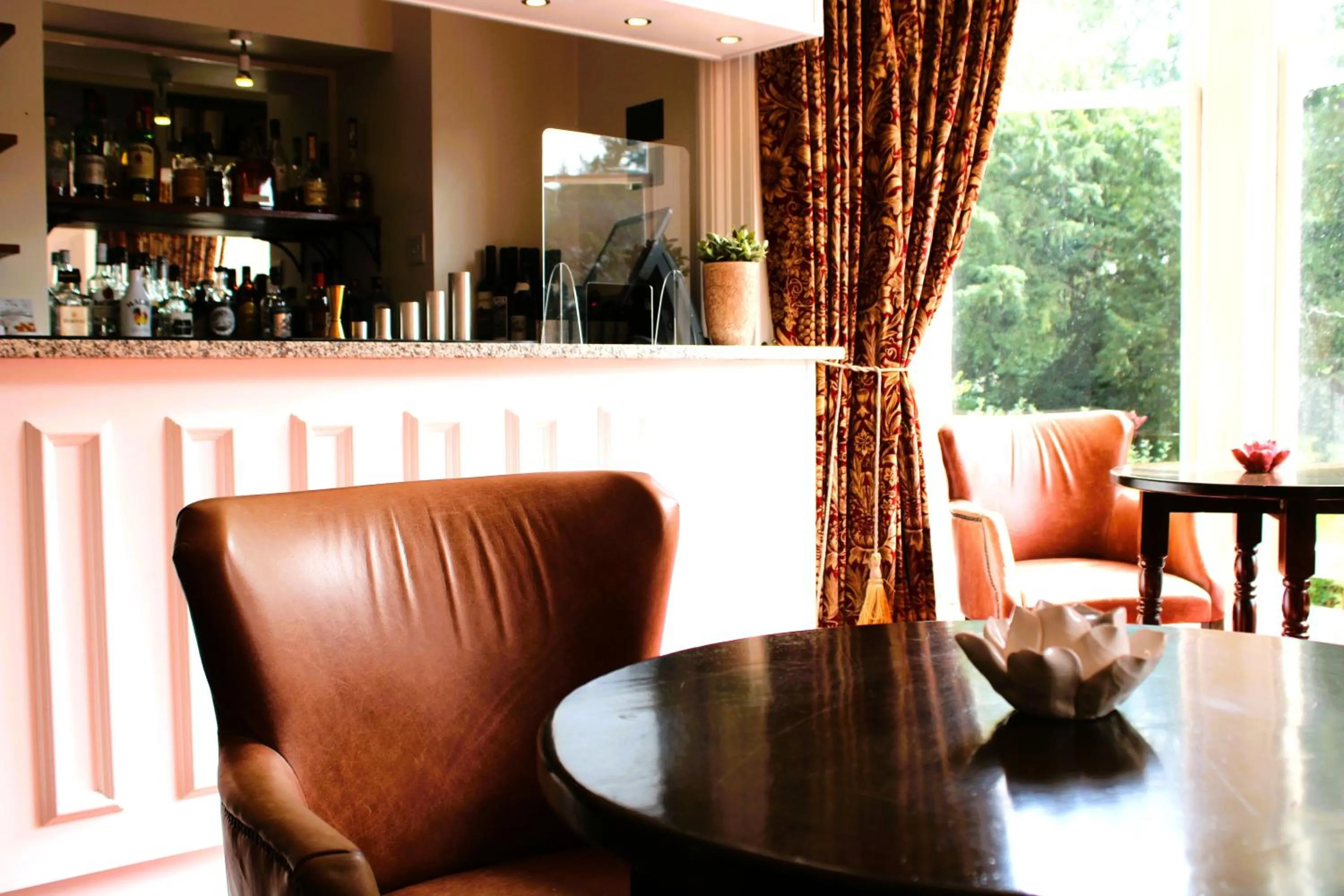Lounge or bar in Victoria Square Hotel Clifton Village