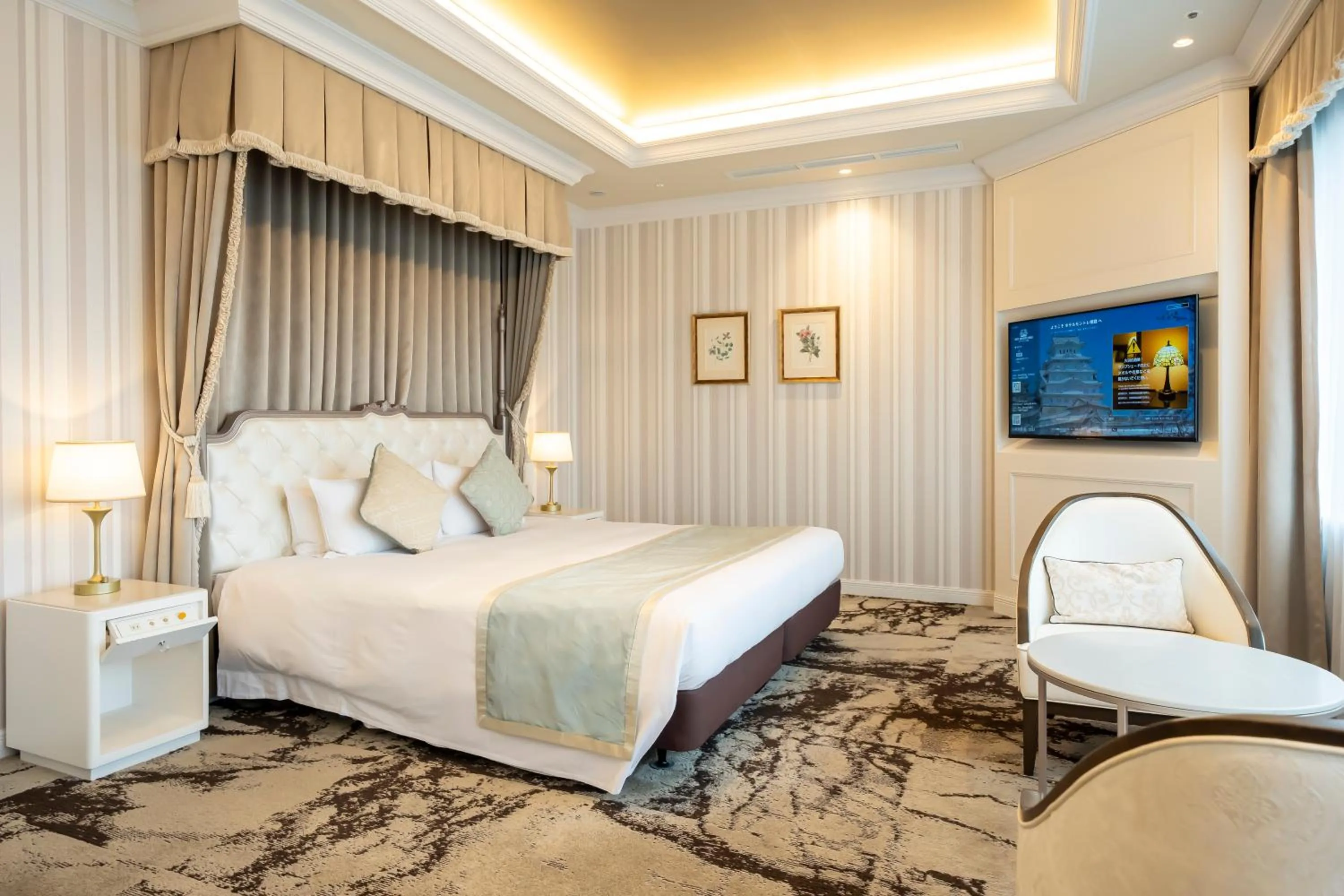 Photo of the whole room, Bed in Hotel Monterey Himeji