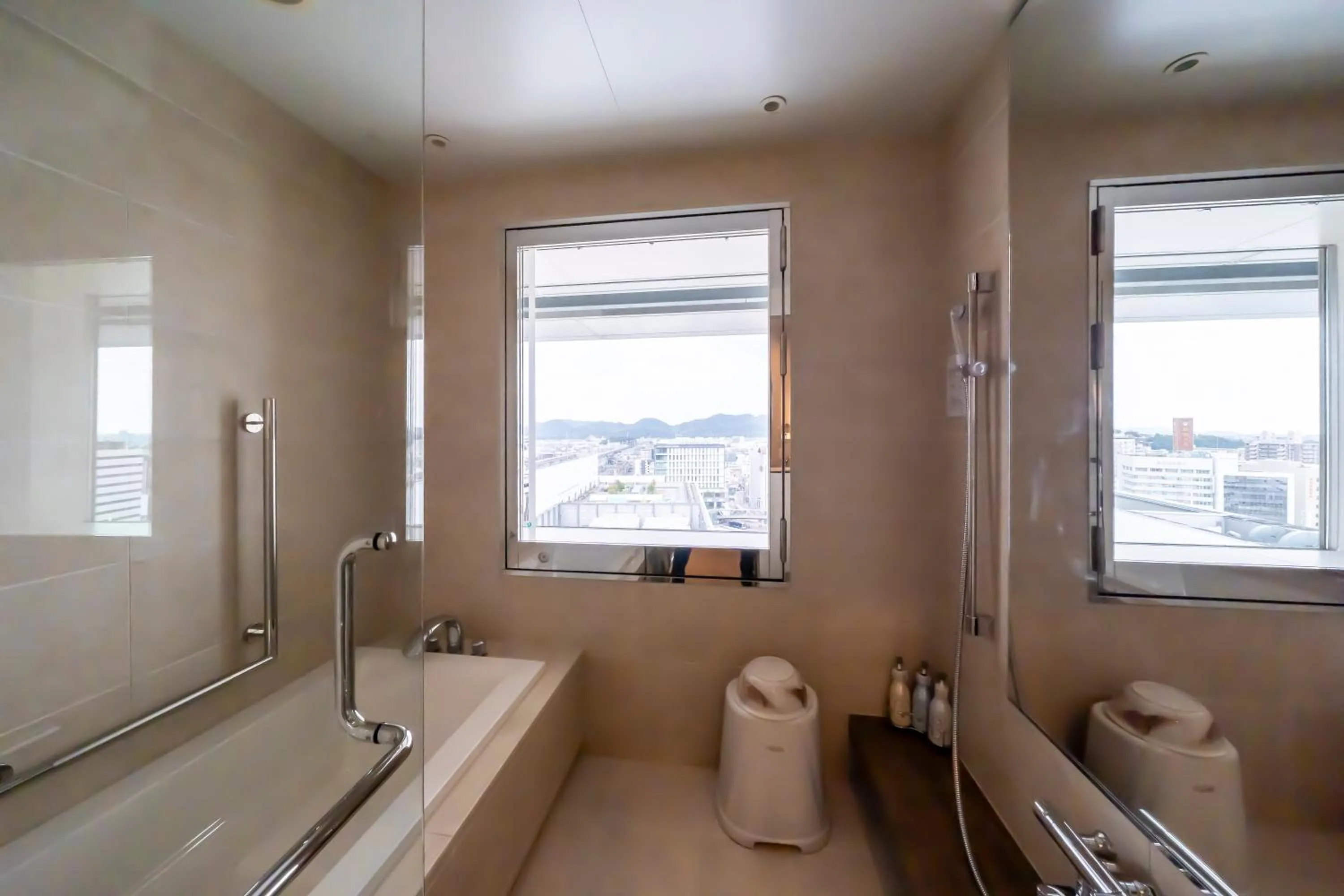 Bathroom in Hotel Monterey Himeji