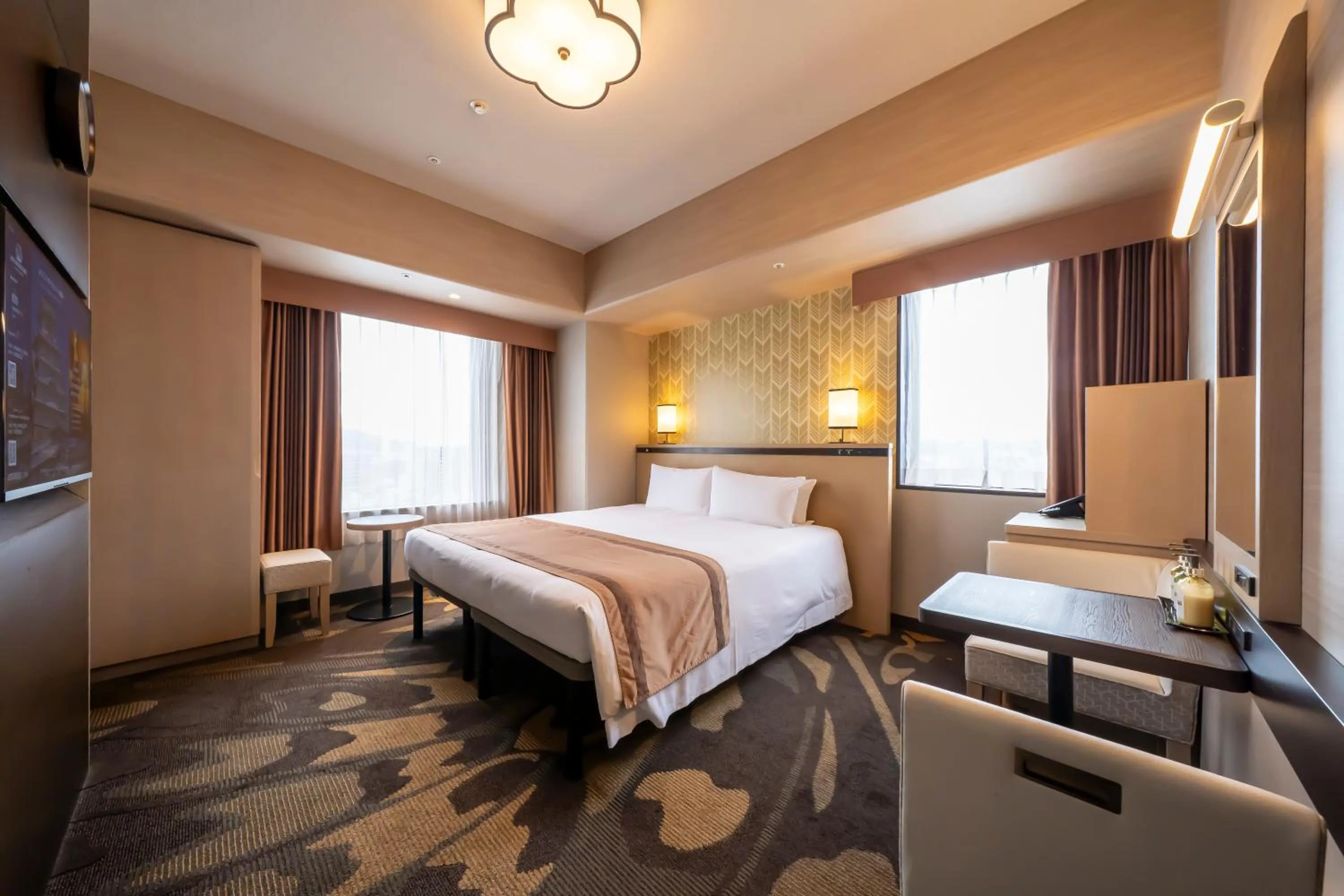 Photo of the whole room, Bed in Hotel Monterey Himeji