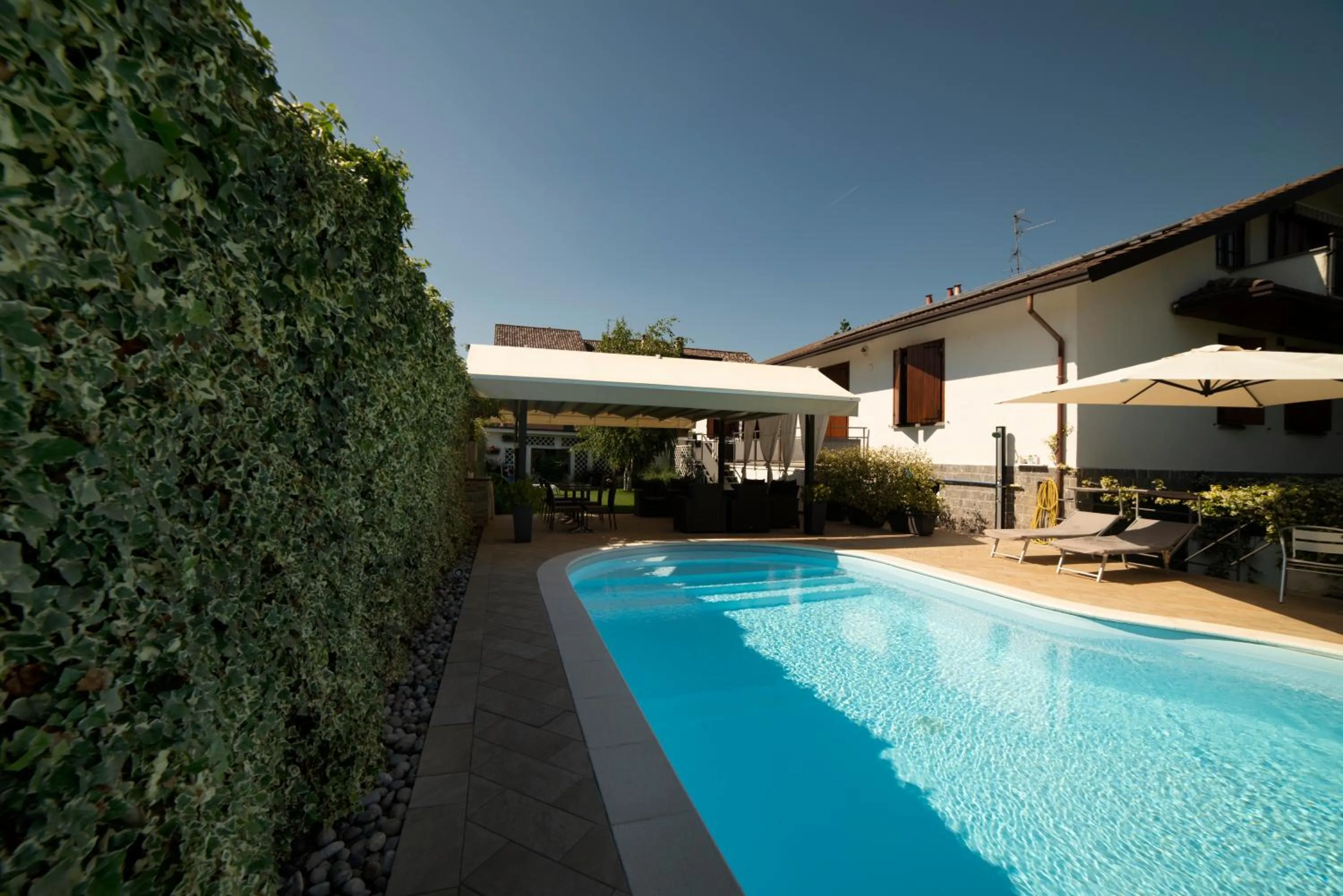 Pool view in Cascina36 B&B