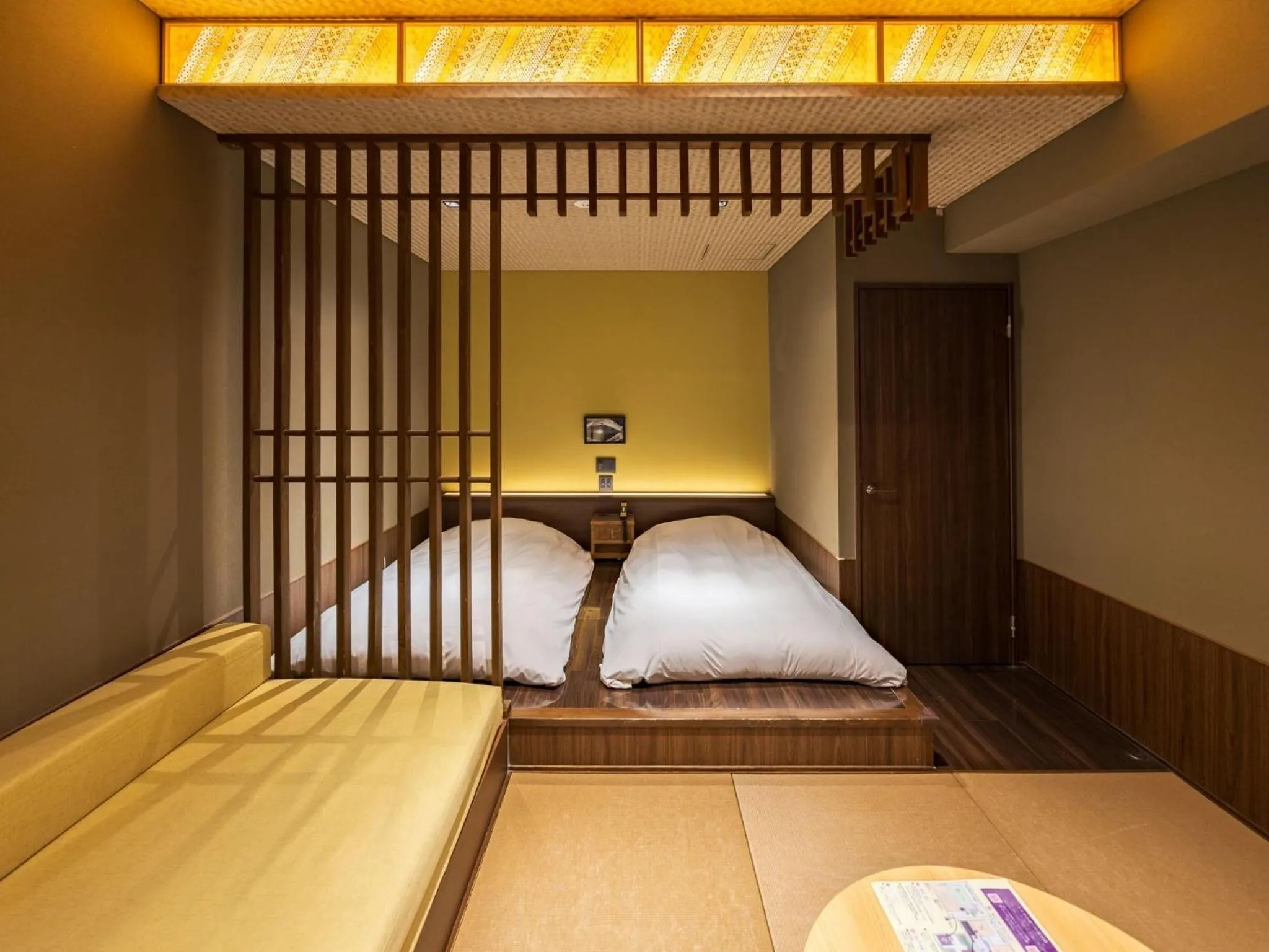 Photo of the whole room, Bed in Susukinohara Ichinoyu