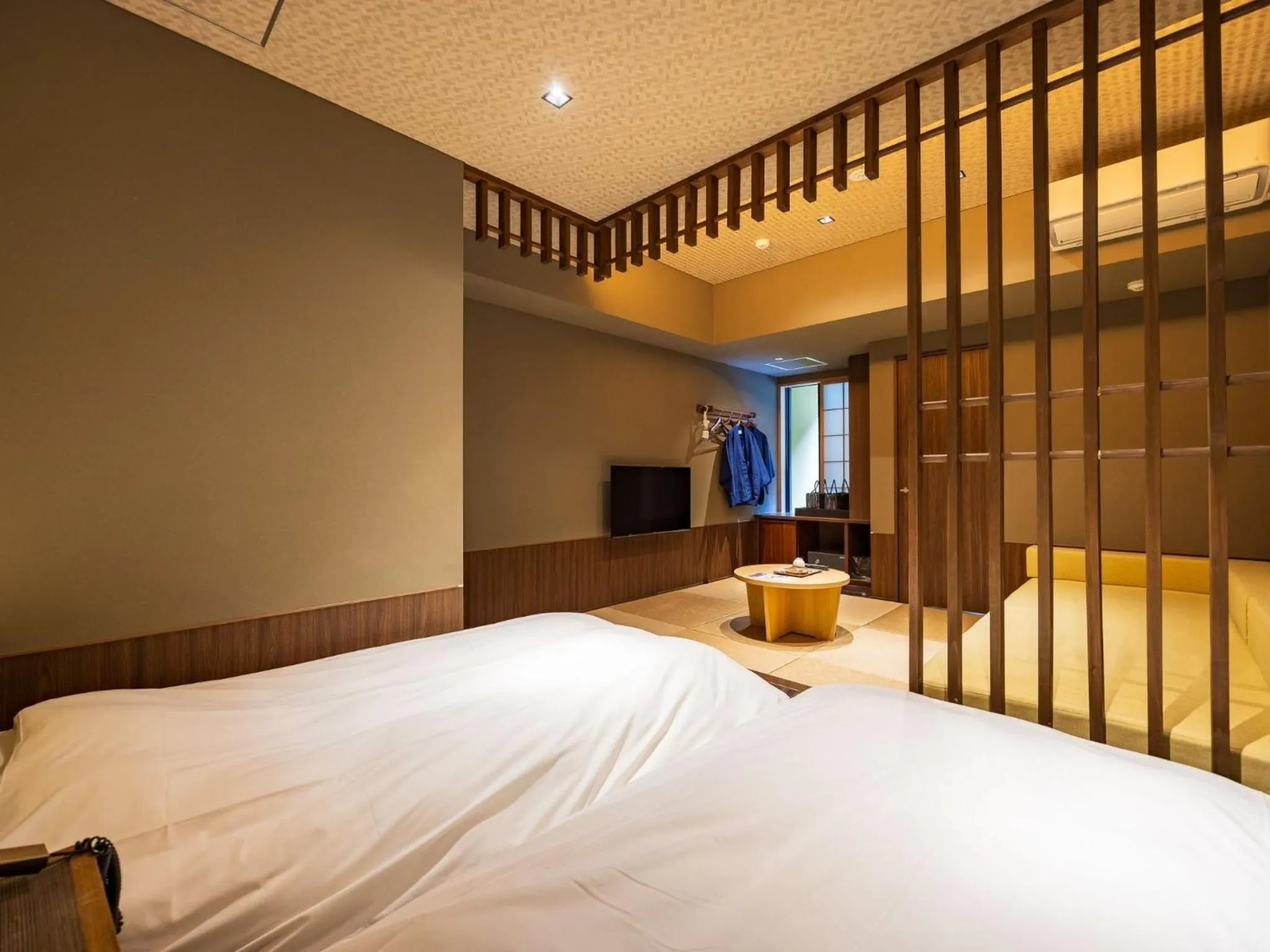 Photo of the whole room, Bed in Susukinohara Ichinoyu