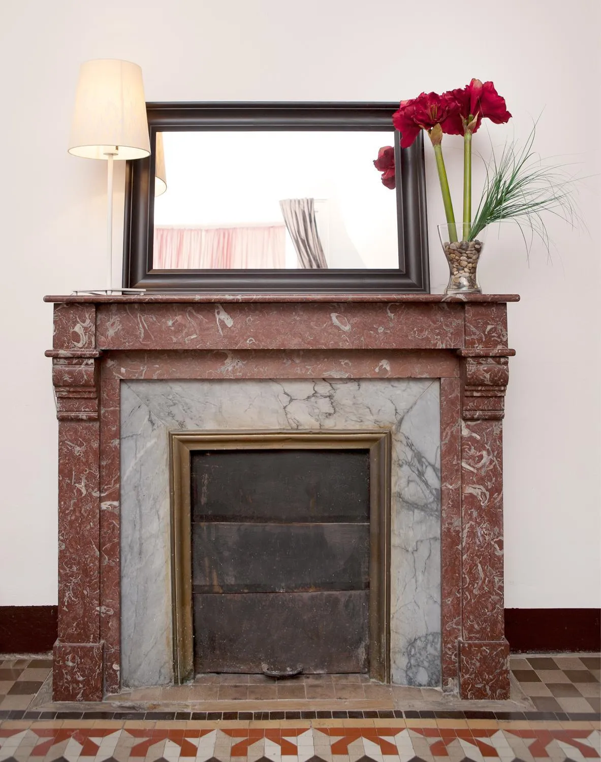 Decorative detail in CasaNova Guest House