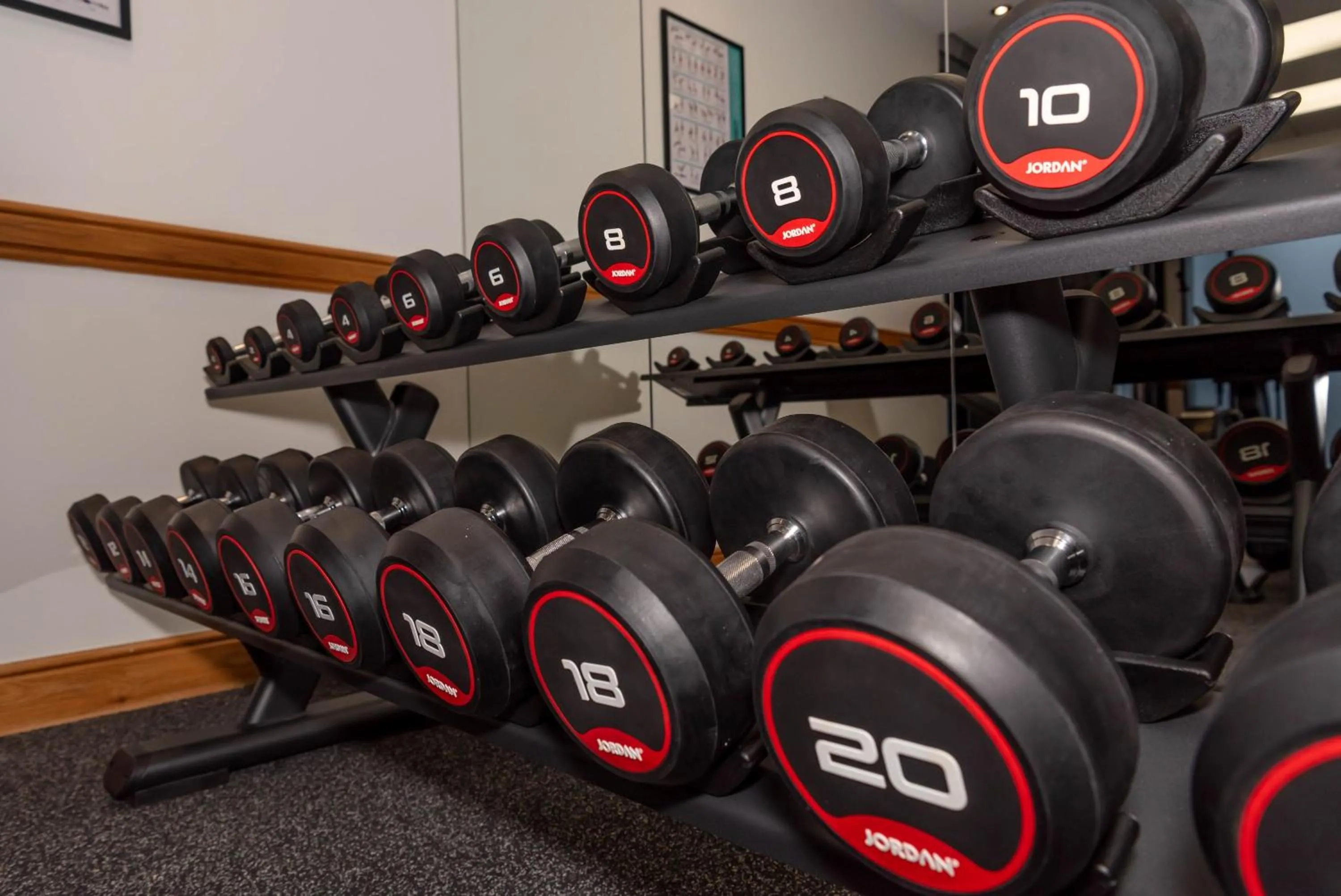 Fitness centre/facilities in Leonardo Hotel Milton Keynes