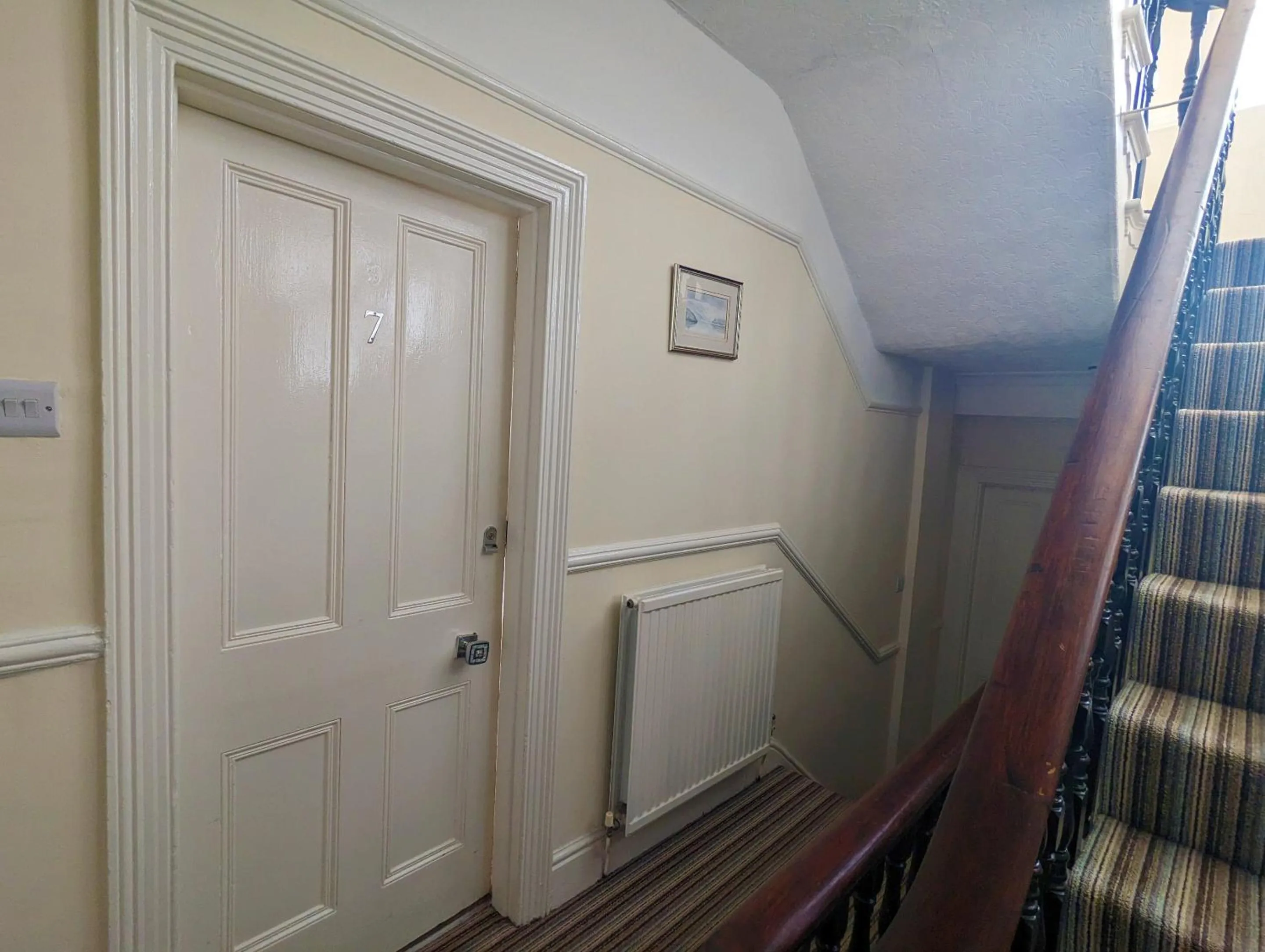 Bedroom in The Senarth