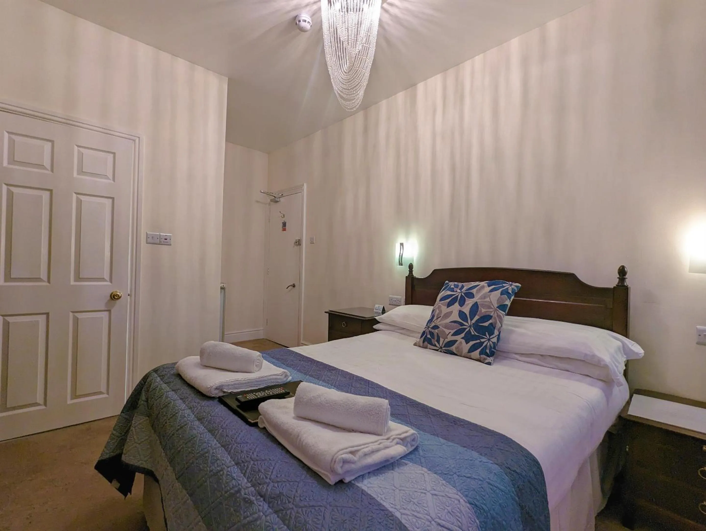 Bedroom, Bed in The Senarth Guesthouse - Seaside Guesthouse with Breakfast & Free Parking