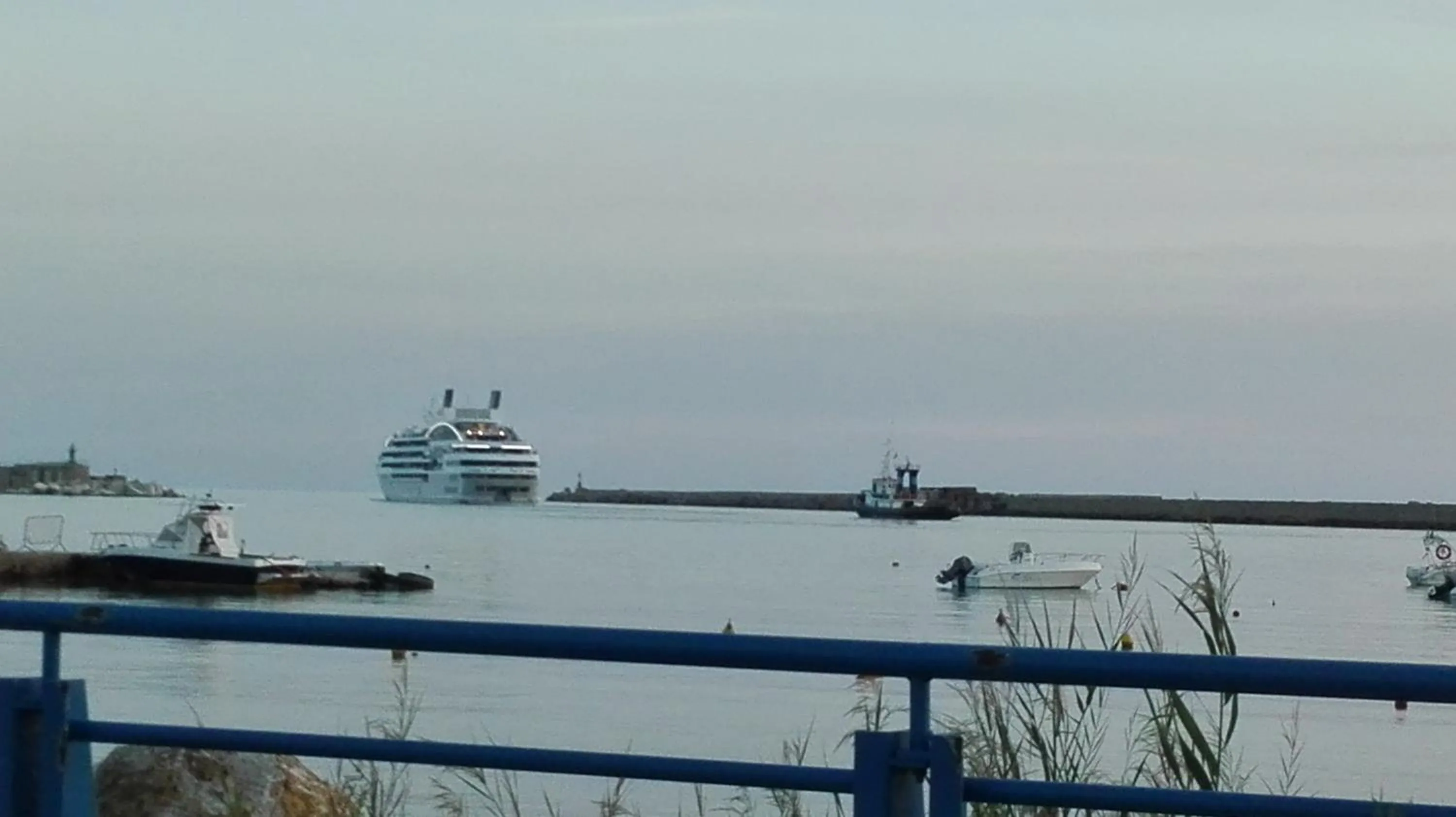 Nearby landmark in Cavaliere Costa