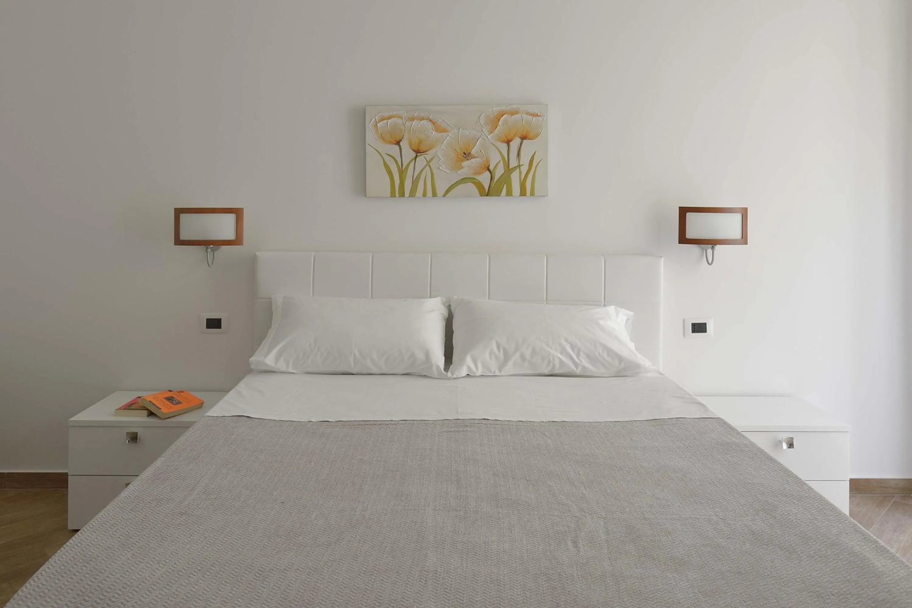 Bedroom, Bed in Cavaliere Costa