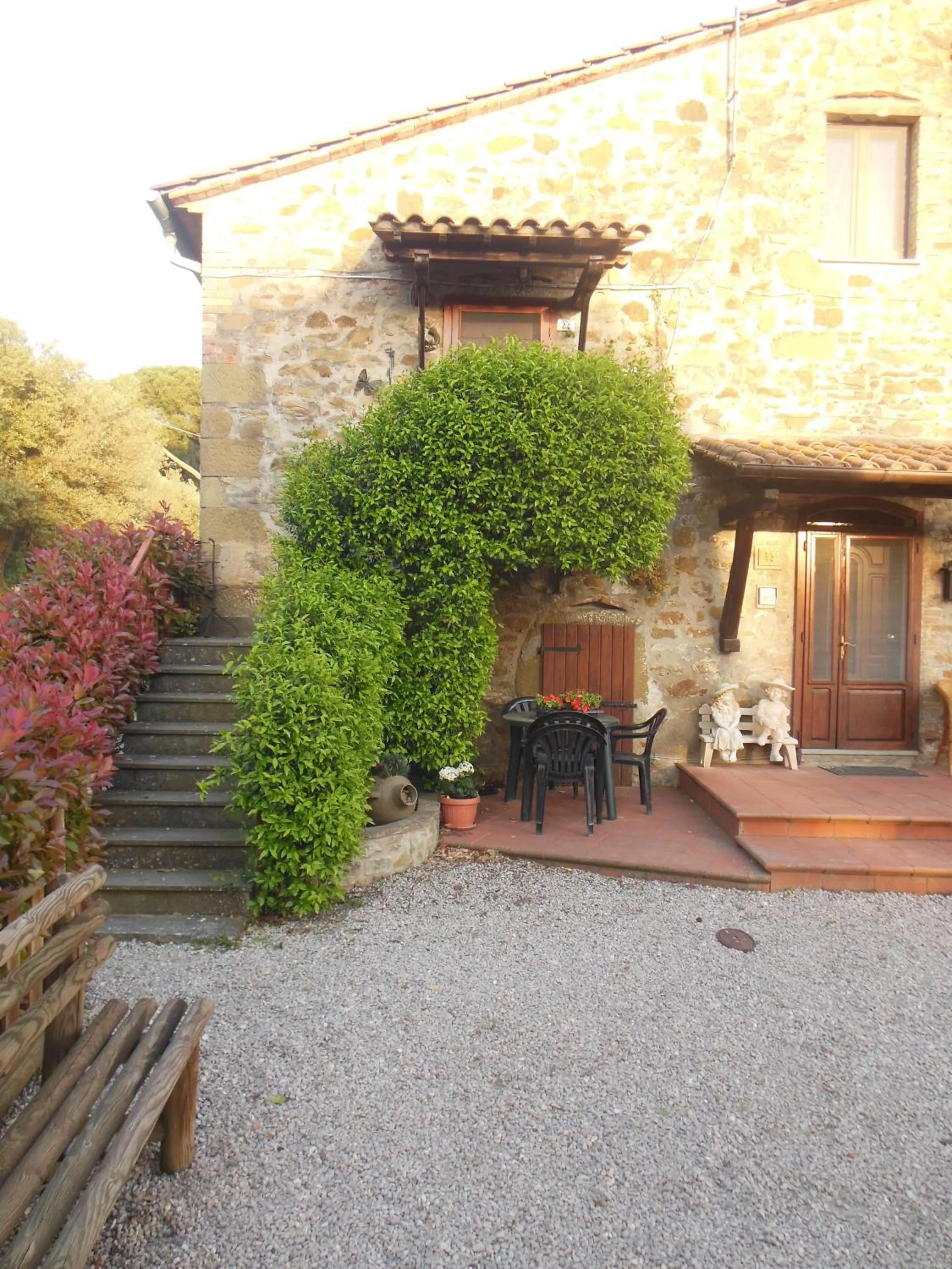 Facade/entrance in Tra lago e collina