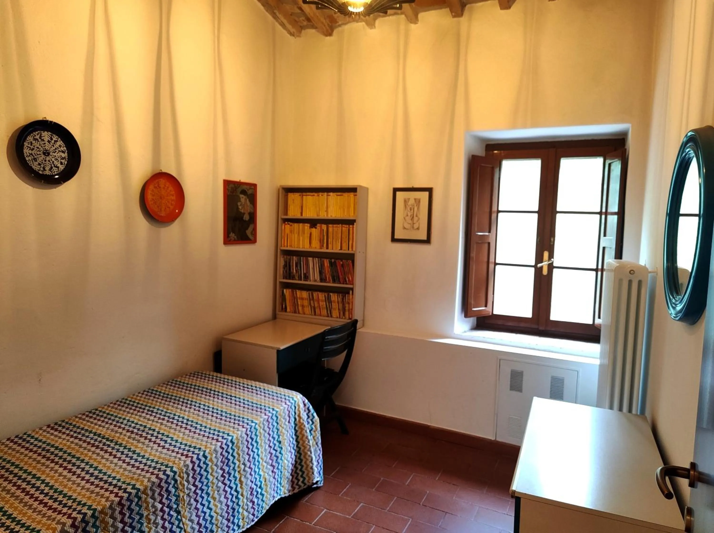 Bedroom, Bed in Tra lago e collina