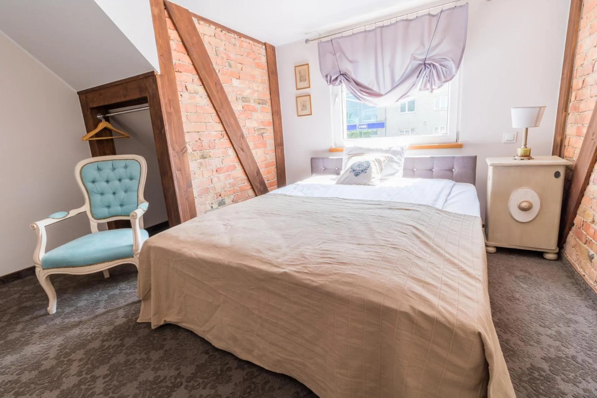 Photo of the whole room, Bed in Villa Italiana pokoje z prywatnymi łazienkami & Odnowa Biologiczna