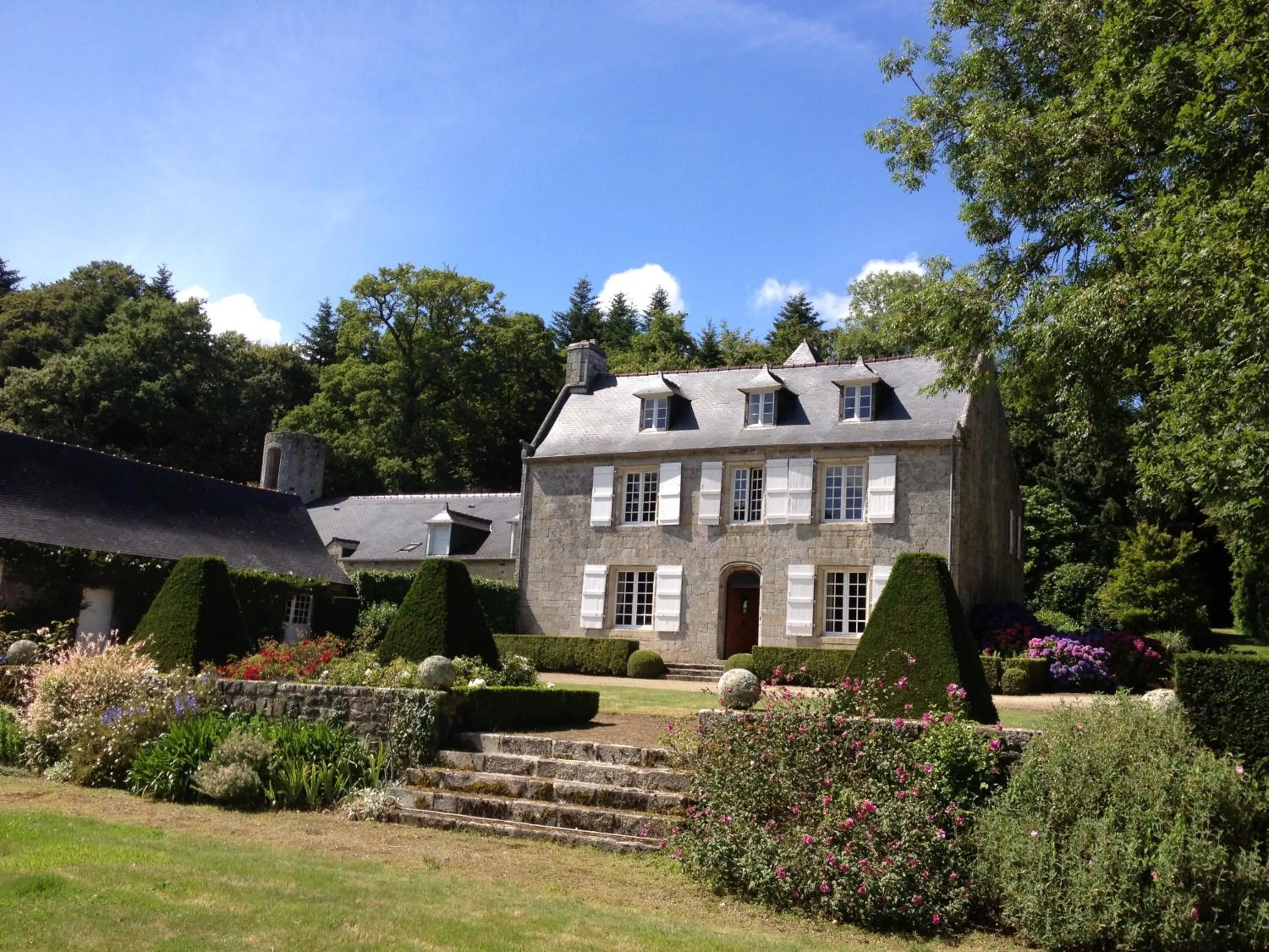 Property building in Manoir Tregont Mab