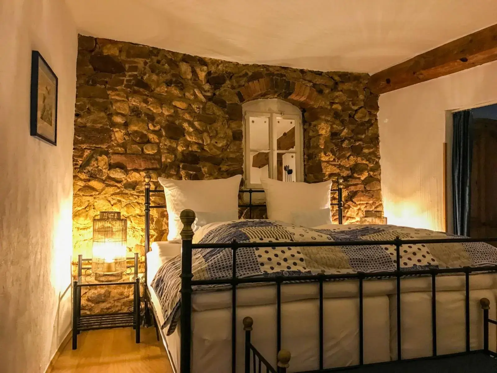 Junior Suite with Garden View in Hotel Zum Burggraf Junior Suite with Garden View in Hotel Zum Burggraf