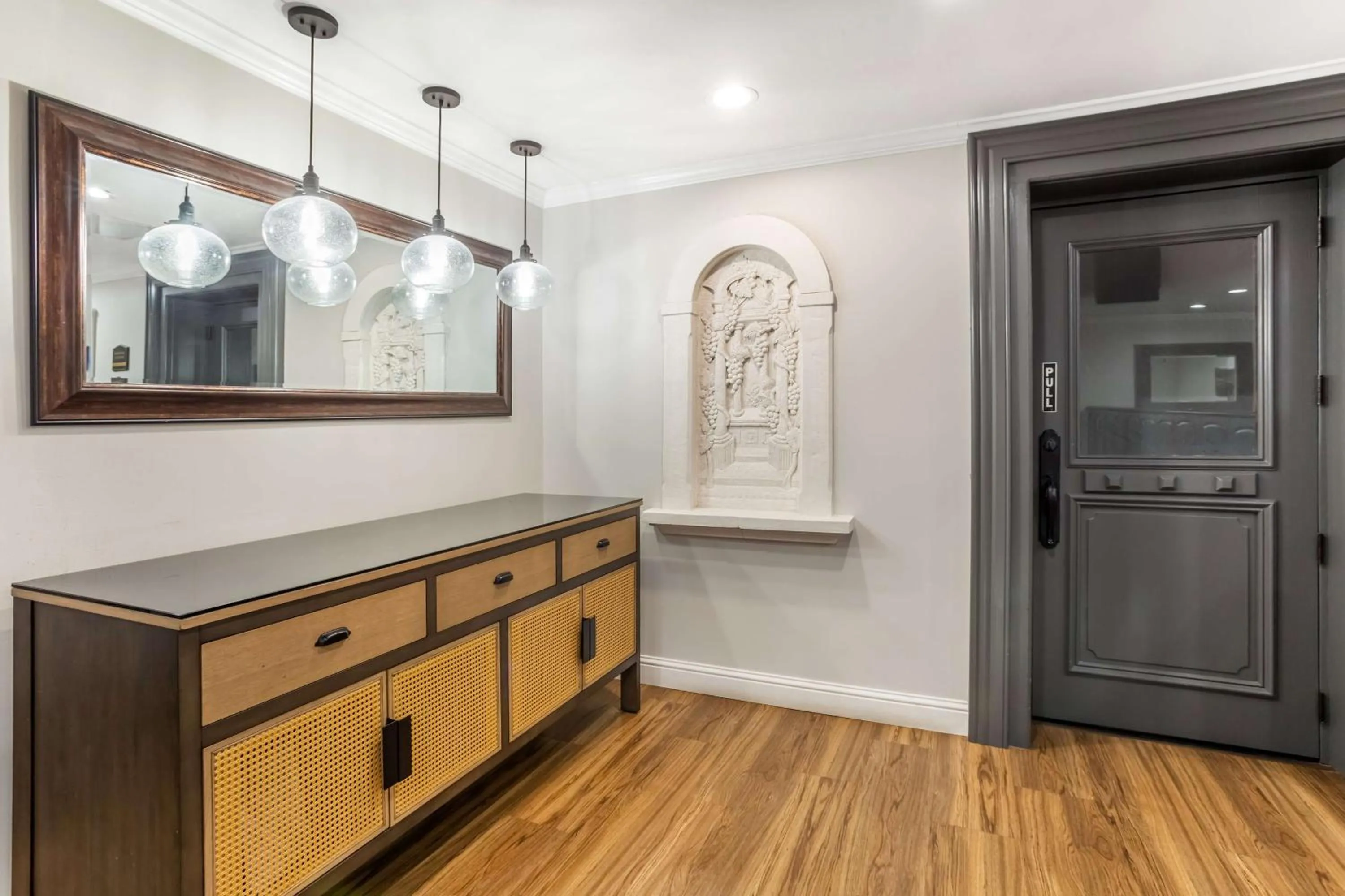 Lobby or reception in Best Western Dry Creek Inn