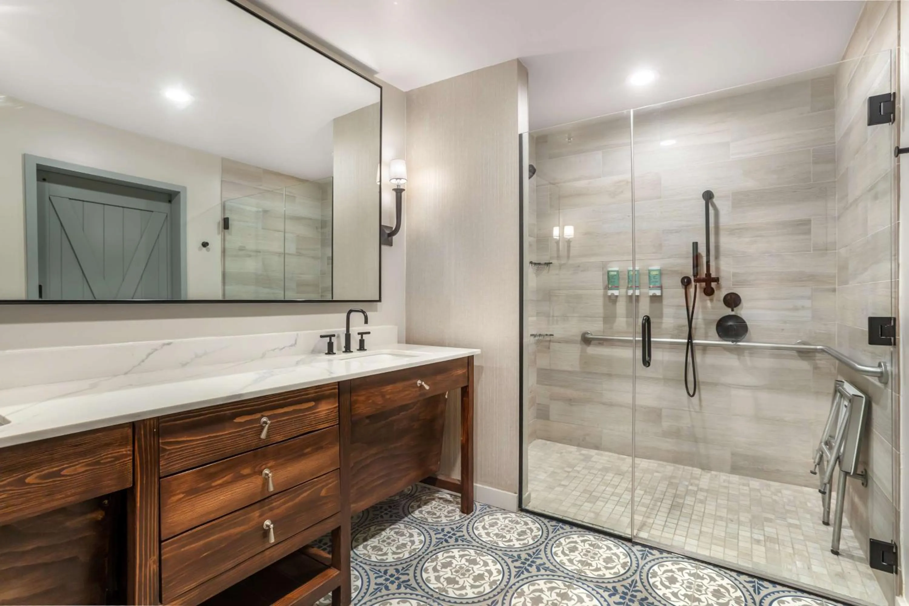 Bathroom in Best Western Dry Creek Inn