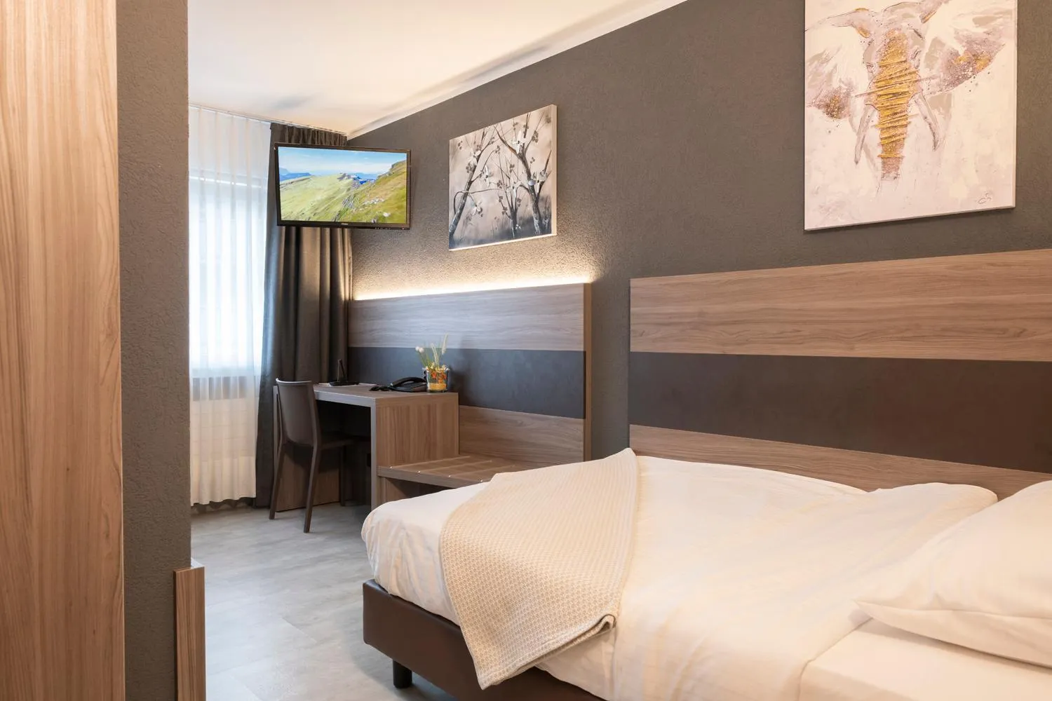 Bed in Hotel Bahnhof Zollikofen