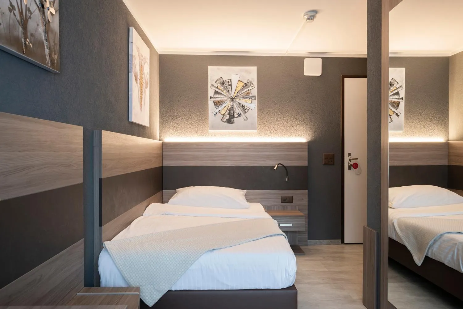 Bed in Hotel Bahnhof Zollikofen