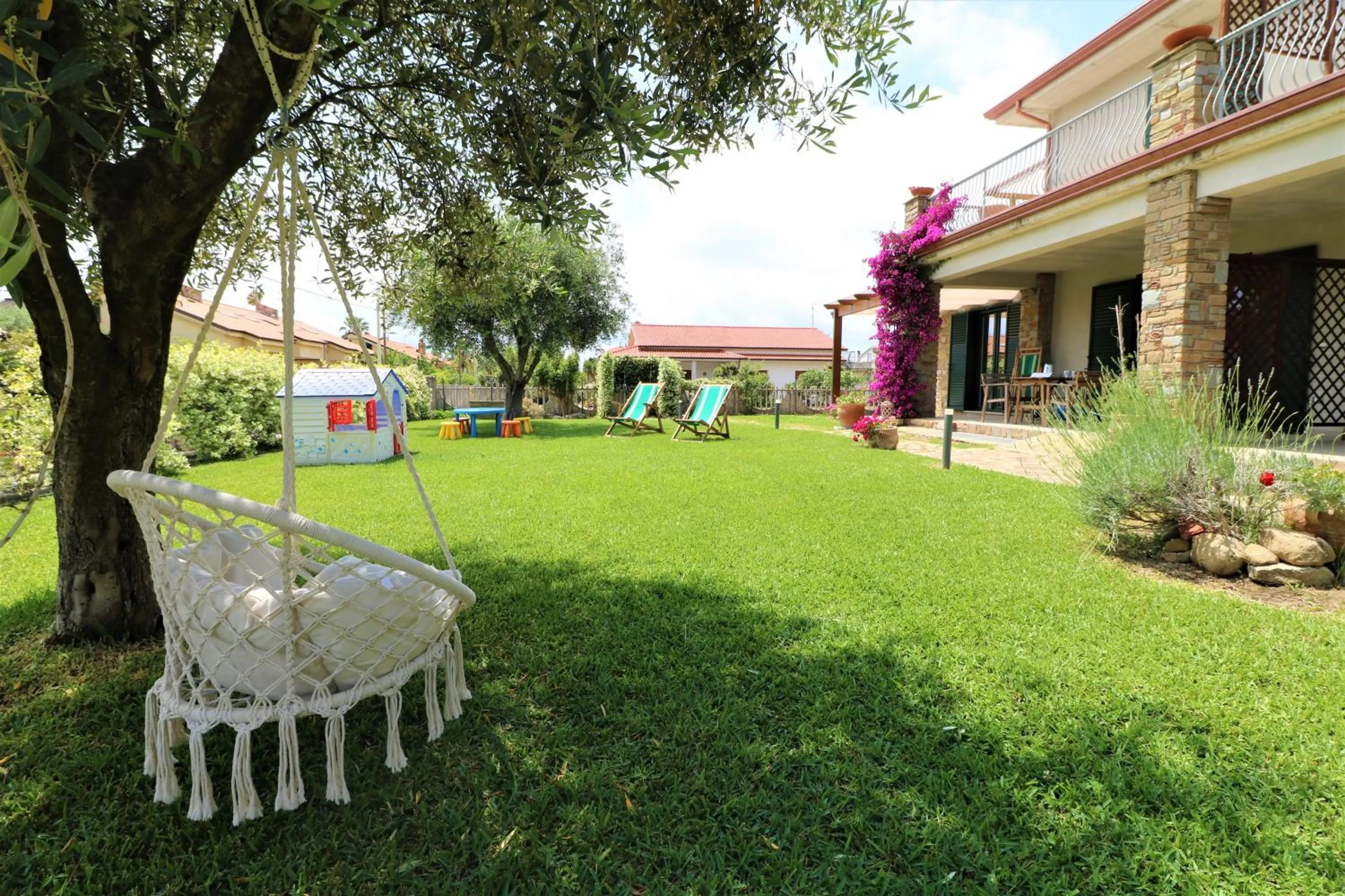 Property building in Villa di Marinella