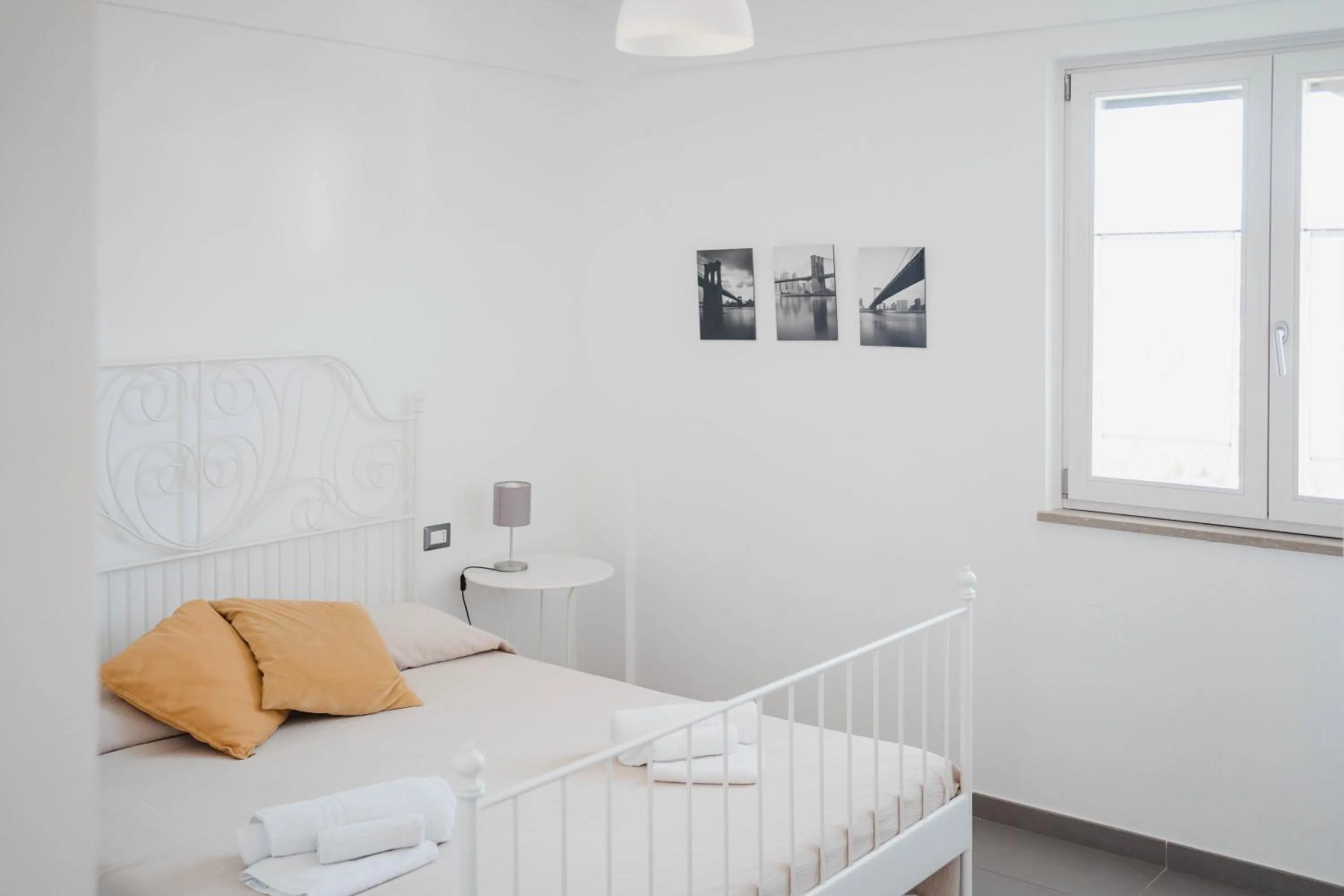 Bedroom, Bed in Villa di Marinella