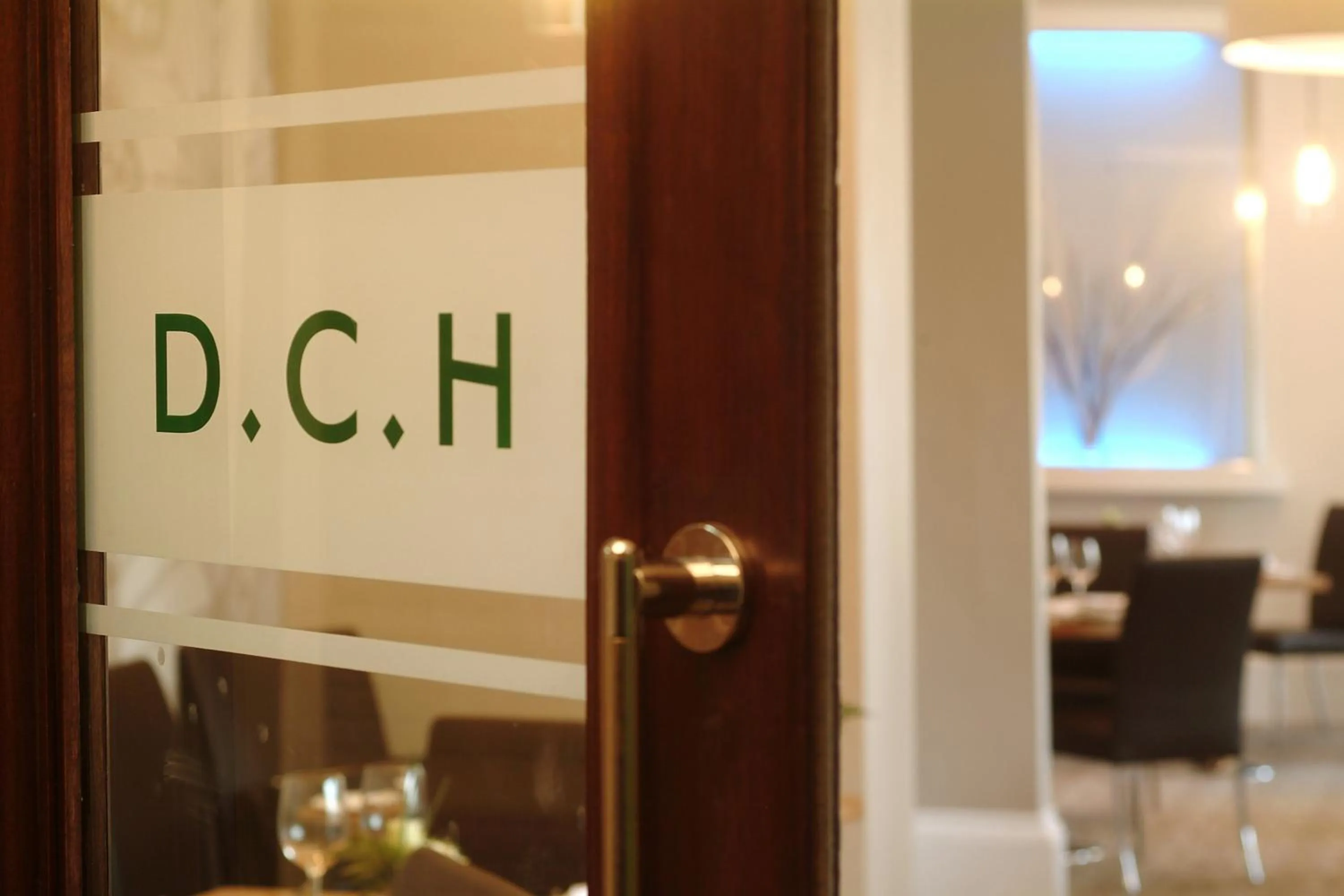 Restaurant/places to eat in The Dean Court