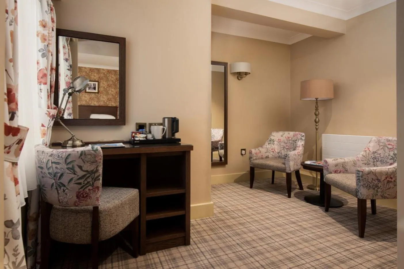 Coffee/tea facilities in The Dean Court