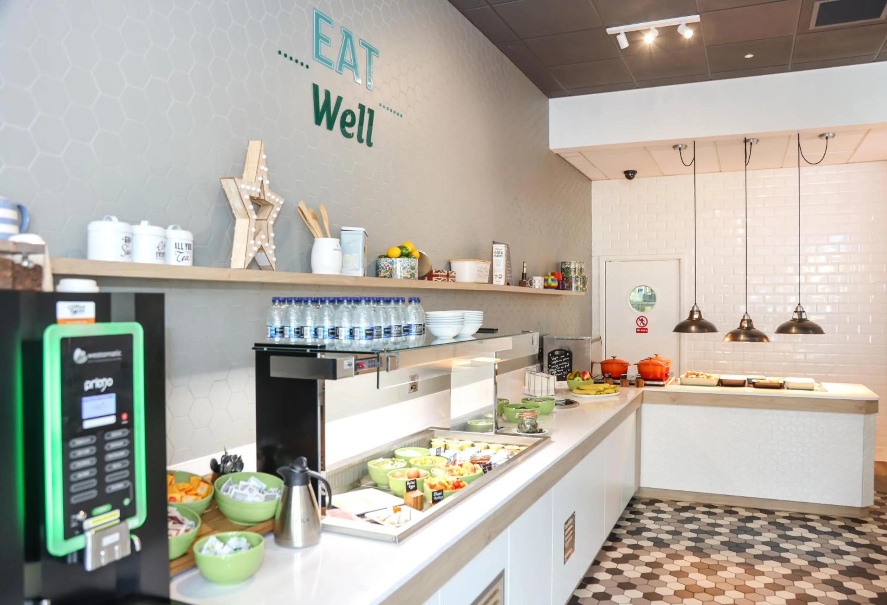 Breakfast in Holiday Inn Bournemouth by IHG