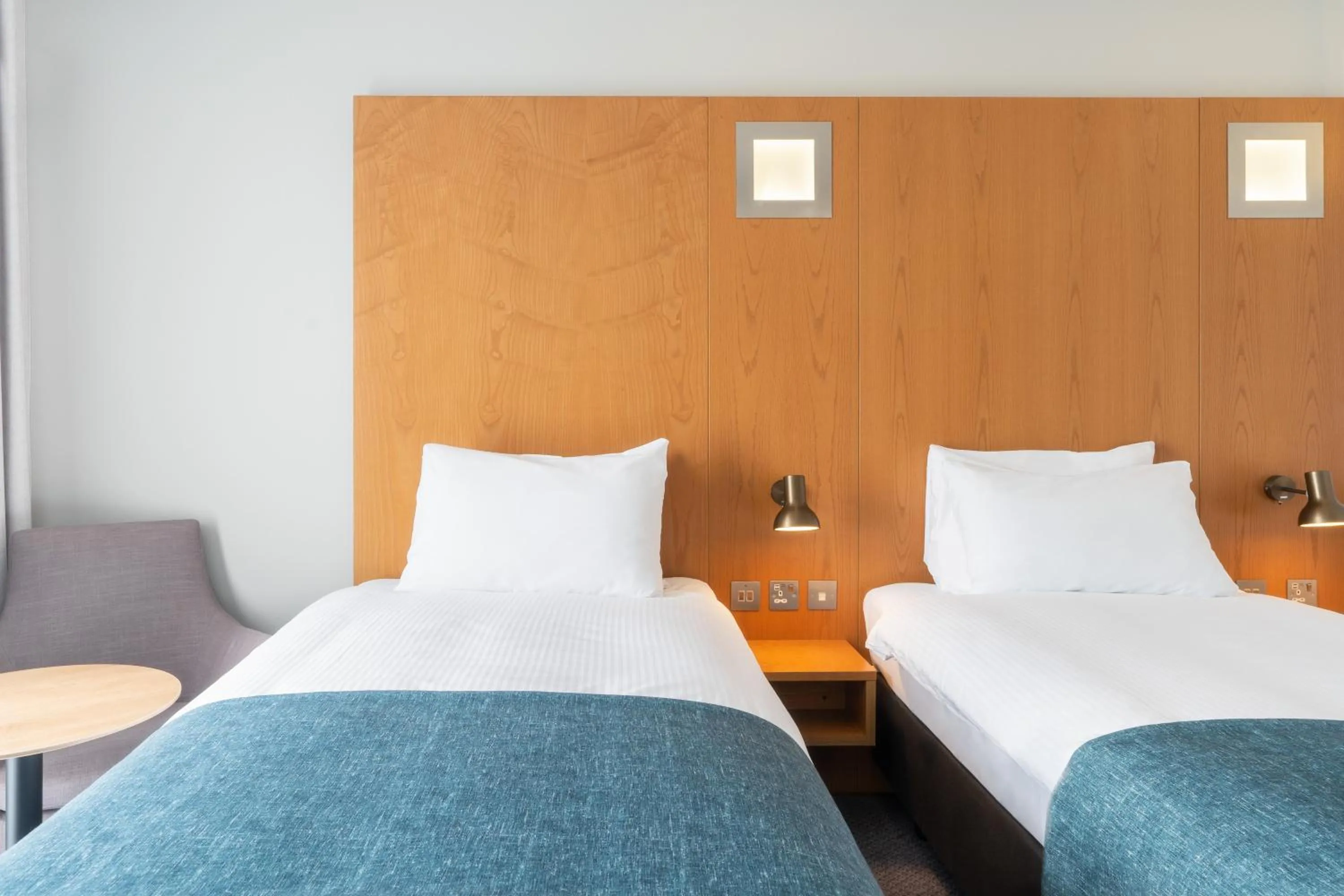 Photo of the whole room, Bed in Holiday Inn Bournemouth by IHG