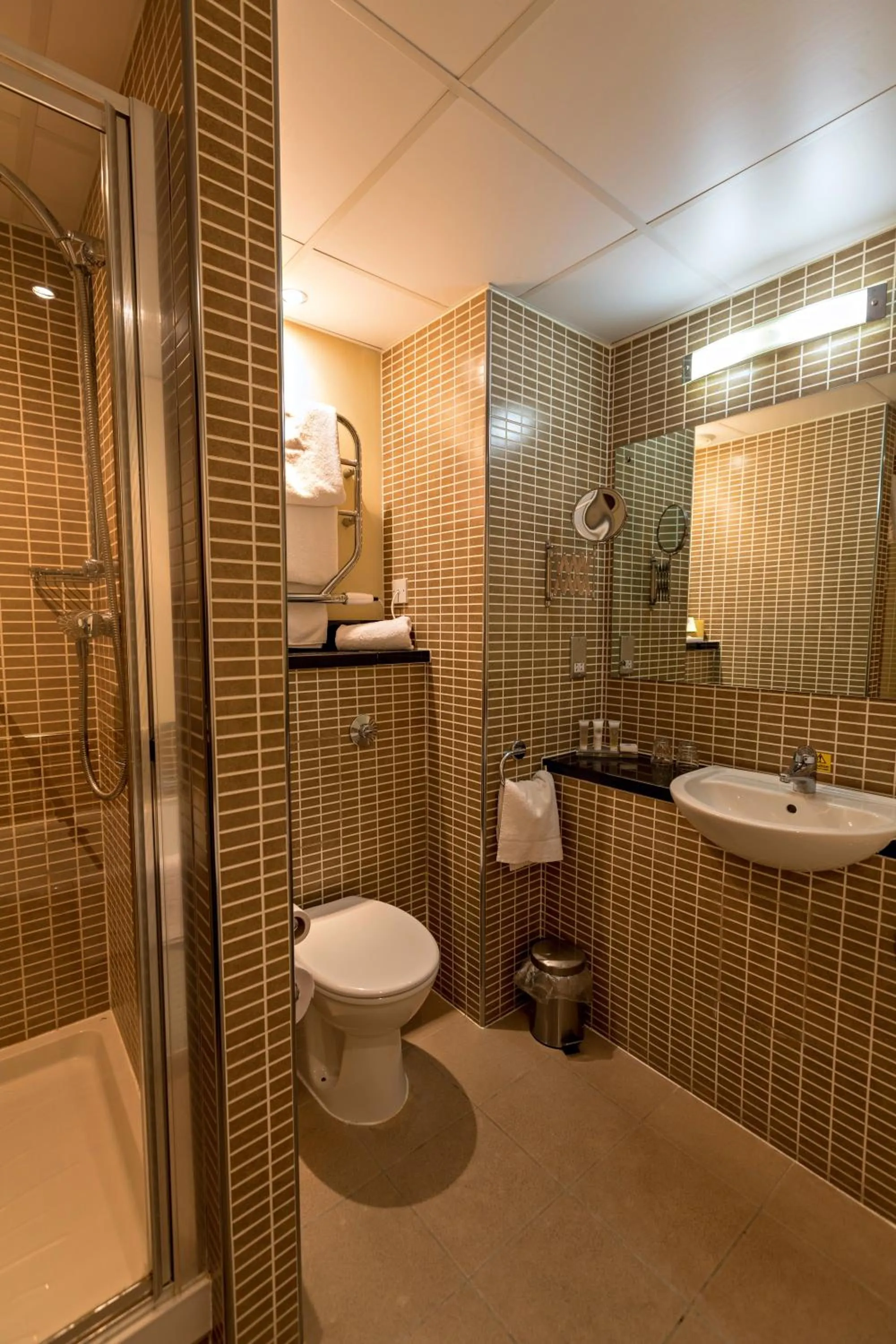Bathroom in Holiday Inn Dumfries by IHG