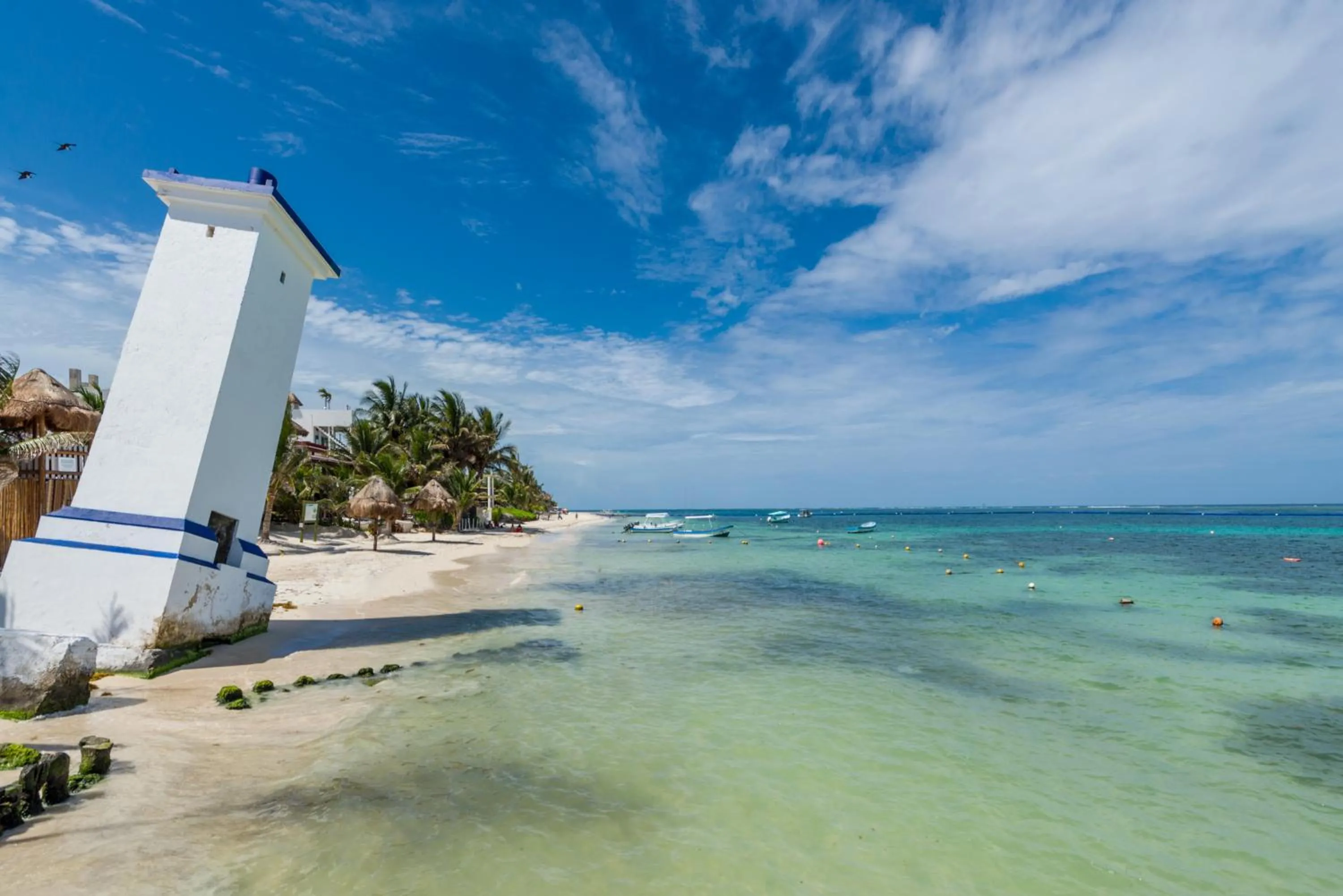 Beach in Hotel Caracol Puerto Morelos