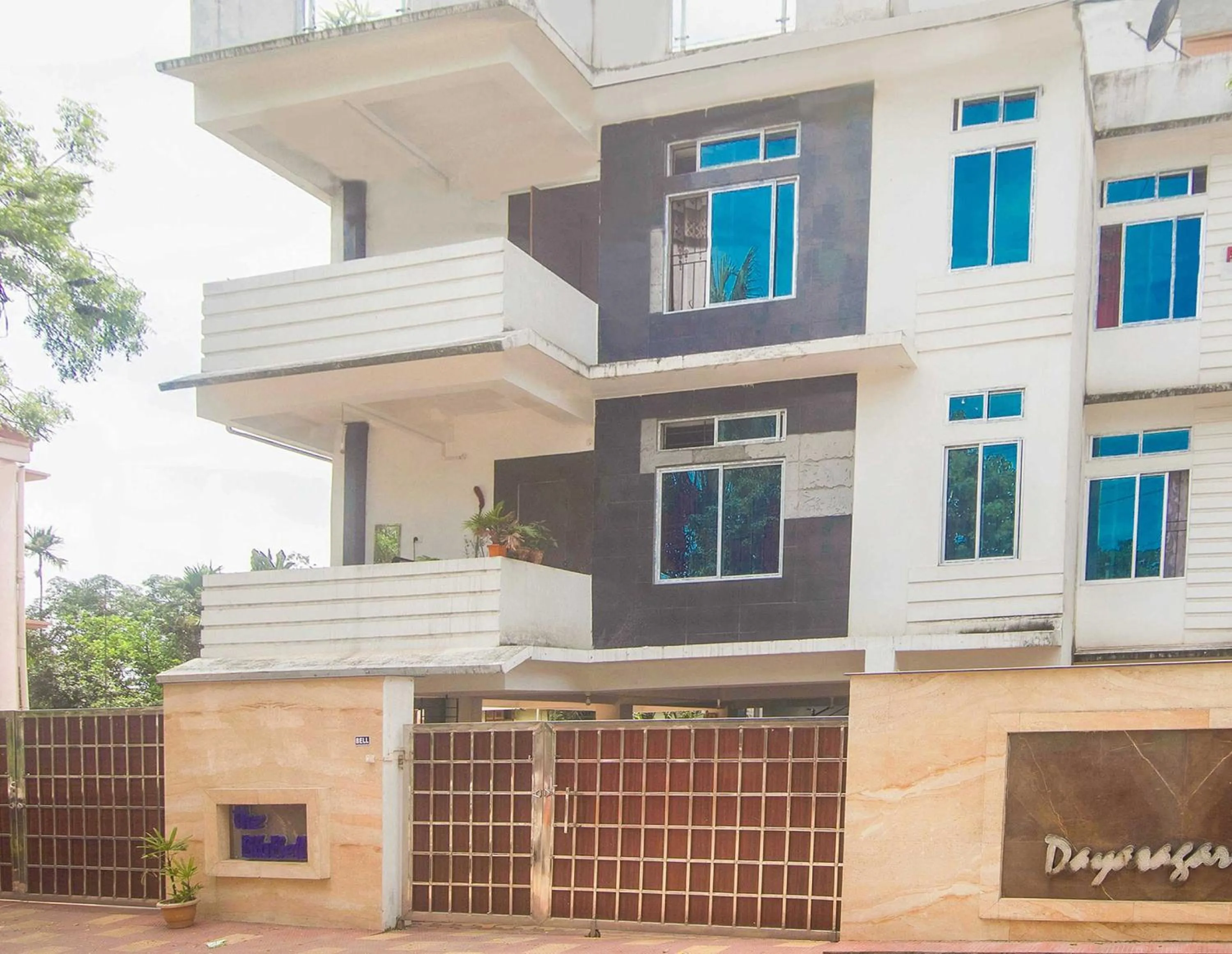 Facade/entrance in Hotel OThe Blu Bell