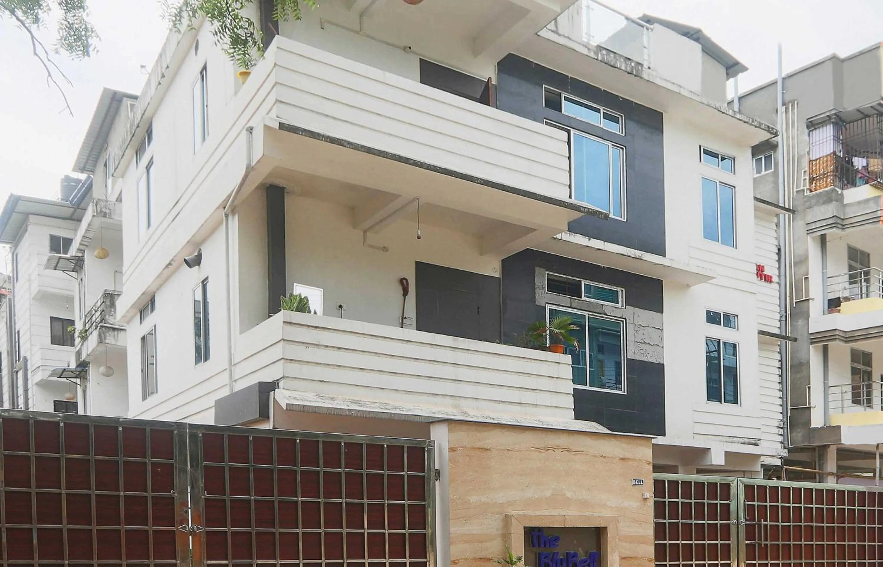 Facade/entrance in Hotel OThe Blu Bell